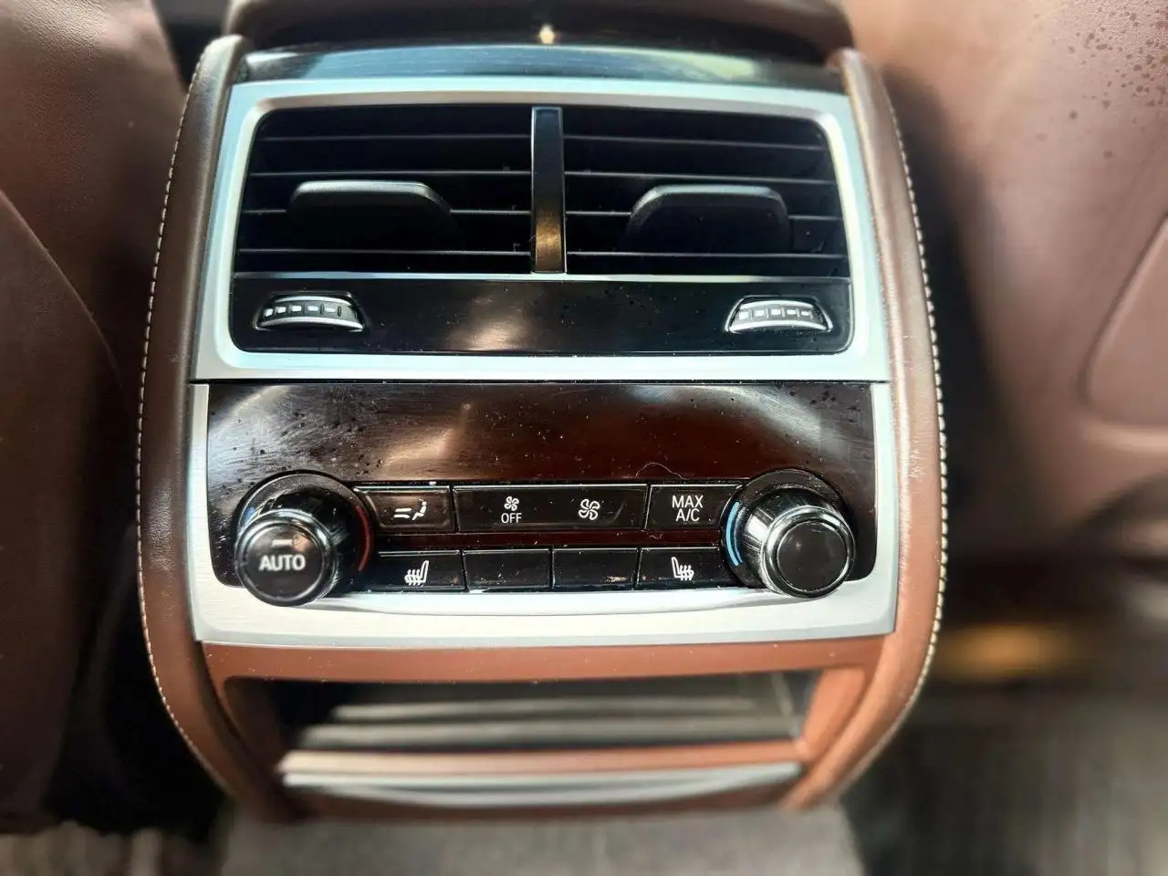 BMW 7 Series снимка BMW 7 Series