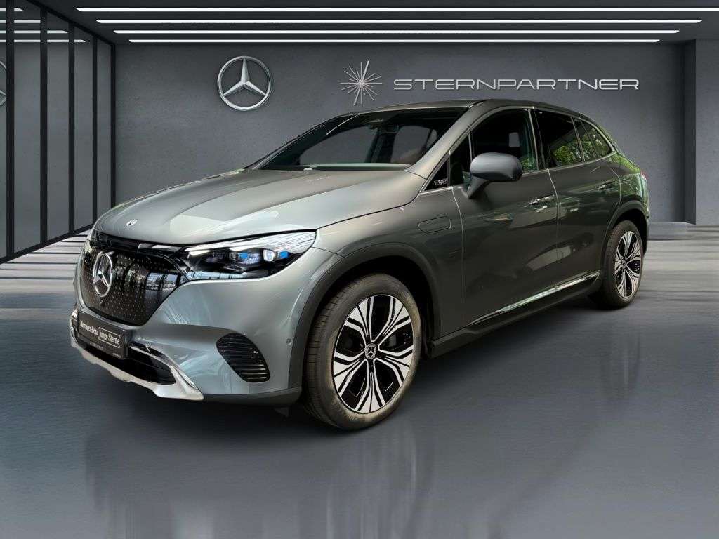 Mercedes-Benz EQE SUV