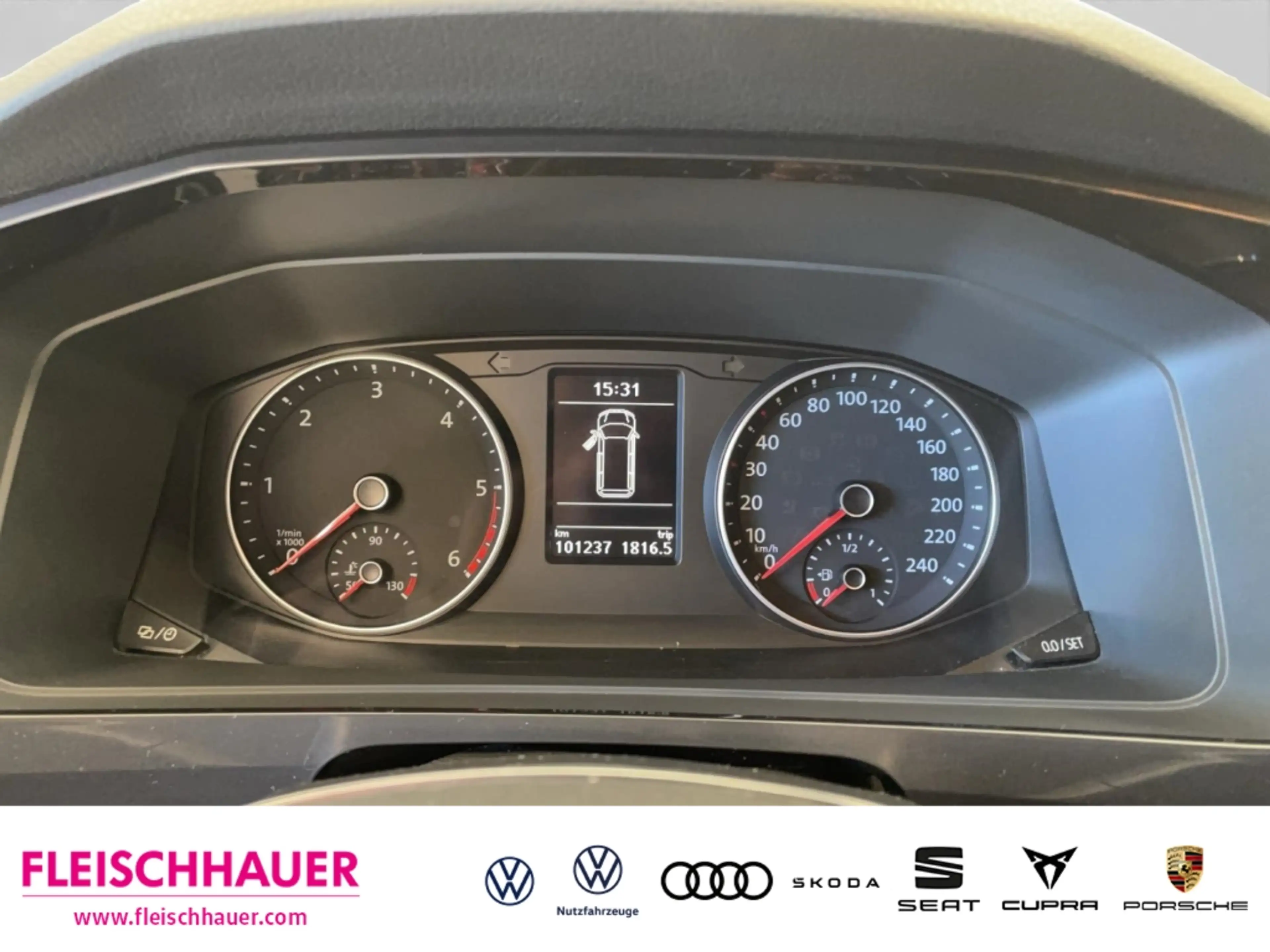 Volkswagen T6.1 Multivan 2,0 TDI Comfortline ACC Tel.-Vorb. Navi AHK Temp S — photo 17
