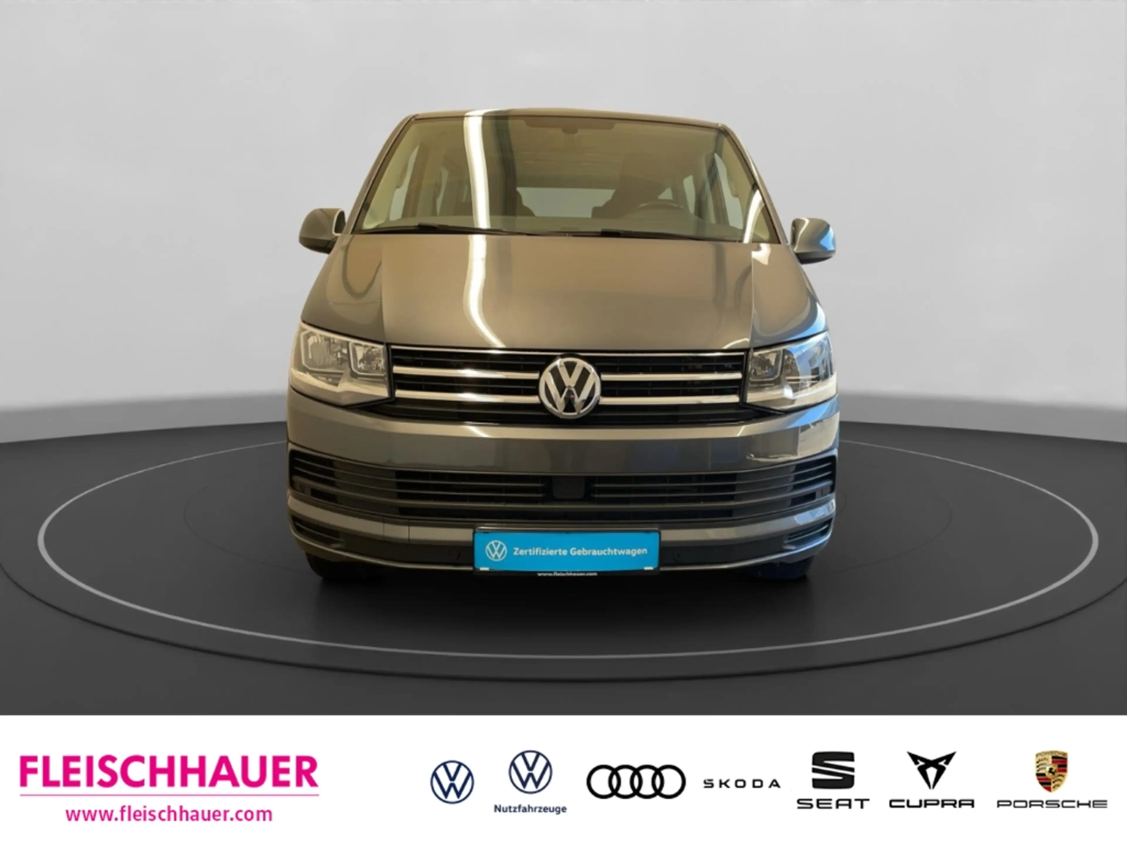 Volkswagen T6.1 Multivan 2,0 TDI Comfortline ACC Tel.-Vorb. Navi AHK Temp S — photo 2