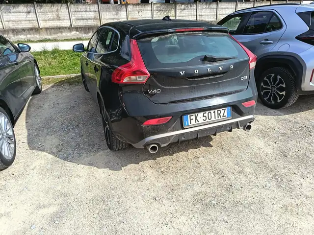 Volvo V40
