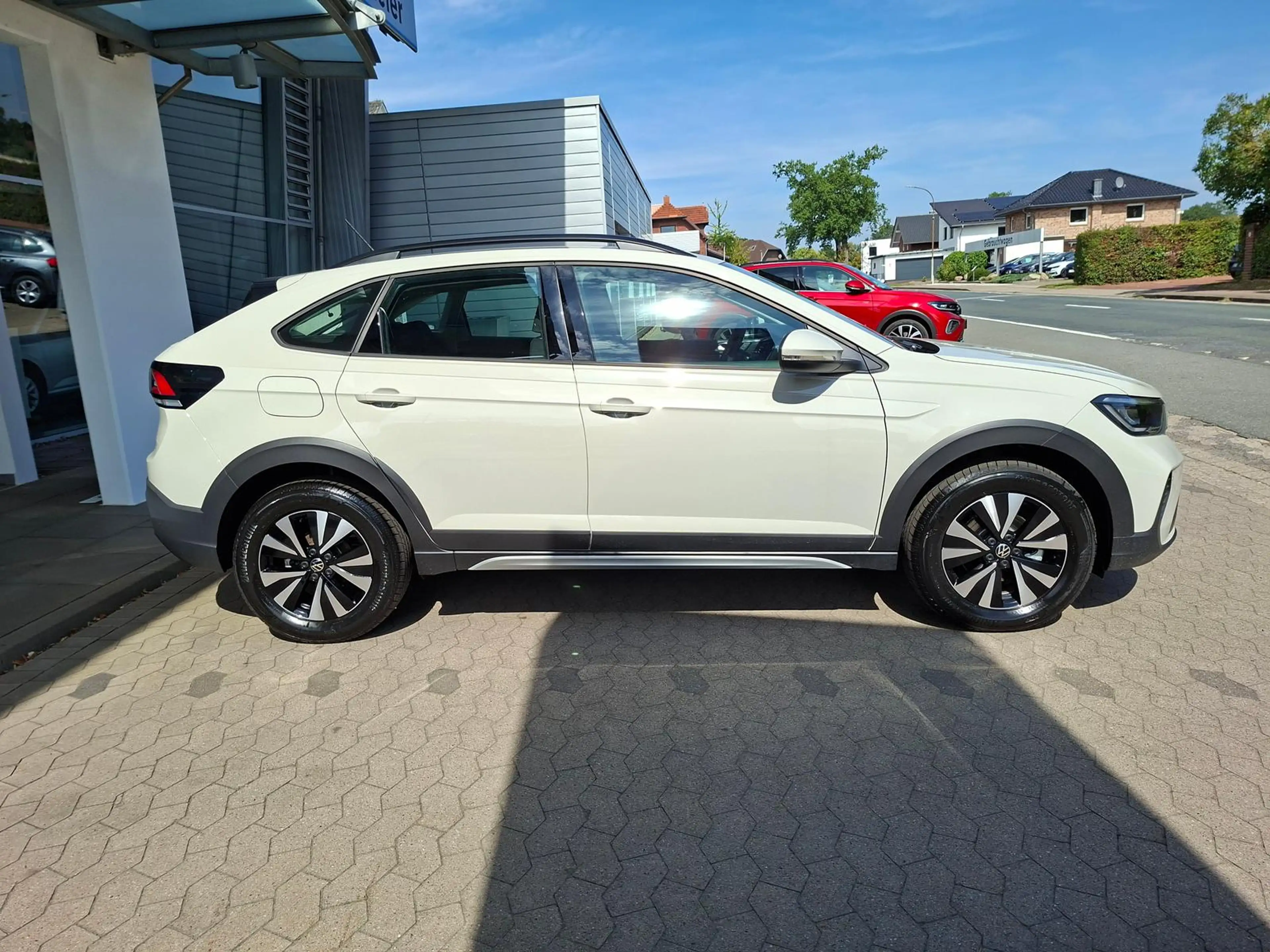 Volkswagen Taigo Life 1.0TSI DSG AHK 5J Garantie Kamera APP — photo 5