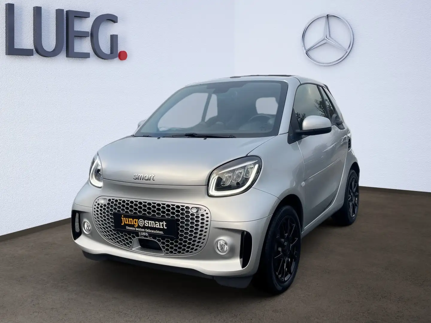smart forTwo EQ  PRIME+EXCLUSIVE+PLUSPAKET+SOUNDSYSTEM Silber - 1
