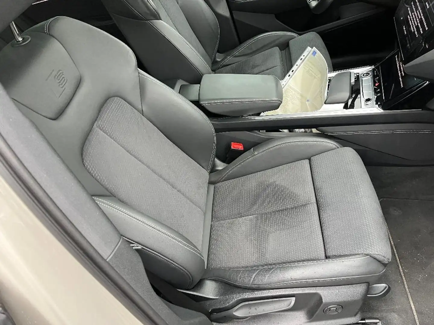 Audi e-tron 55 S Line - Electric - Automatic - 360 hp - 2