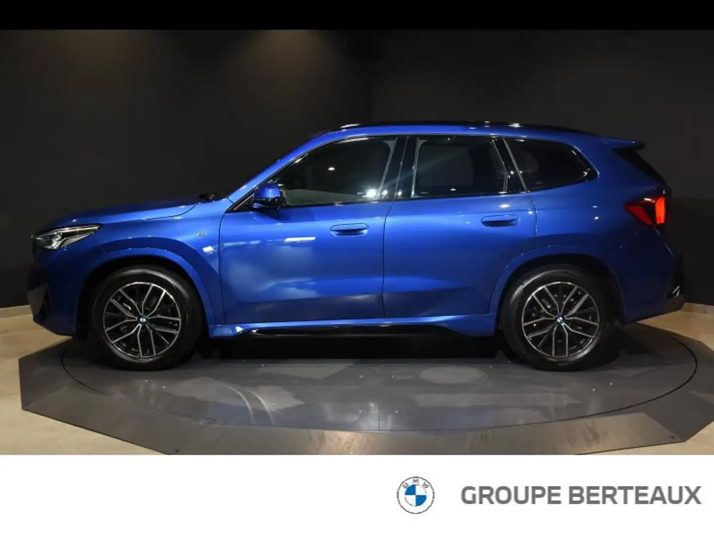 BMW X1 sDrive18i 136ch M Sport Bleu - 2