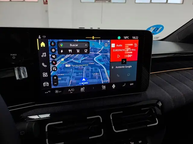 Renault Megane E-Tech view 14