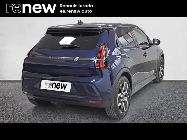 Renault Megane E-Tech view 2