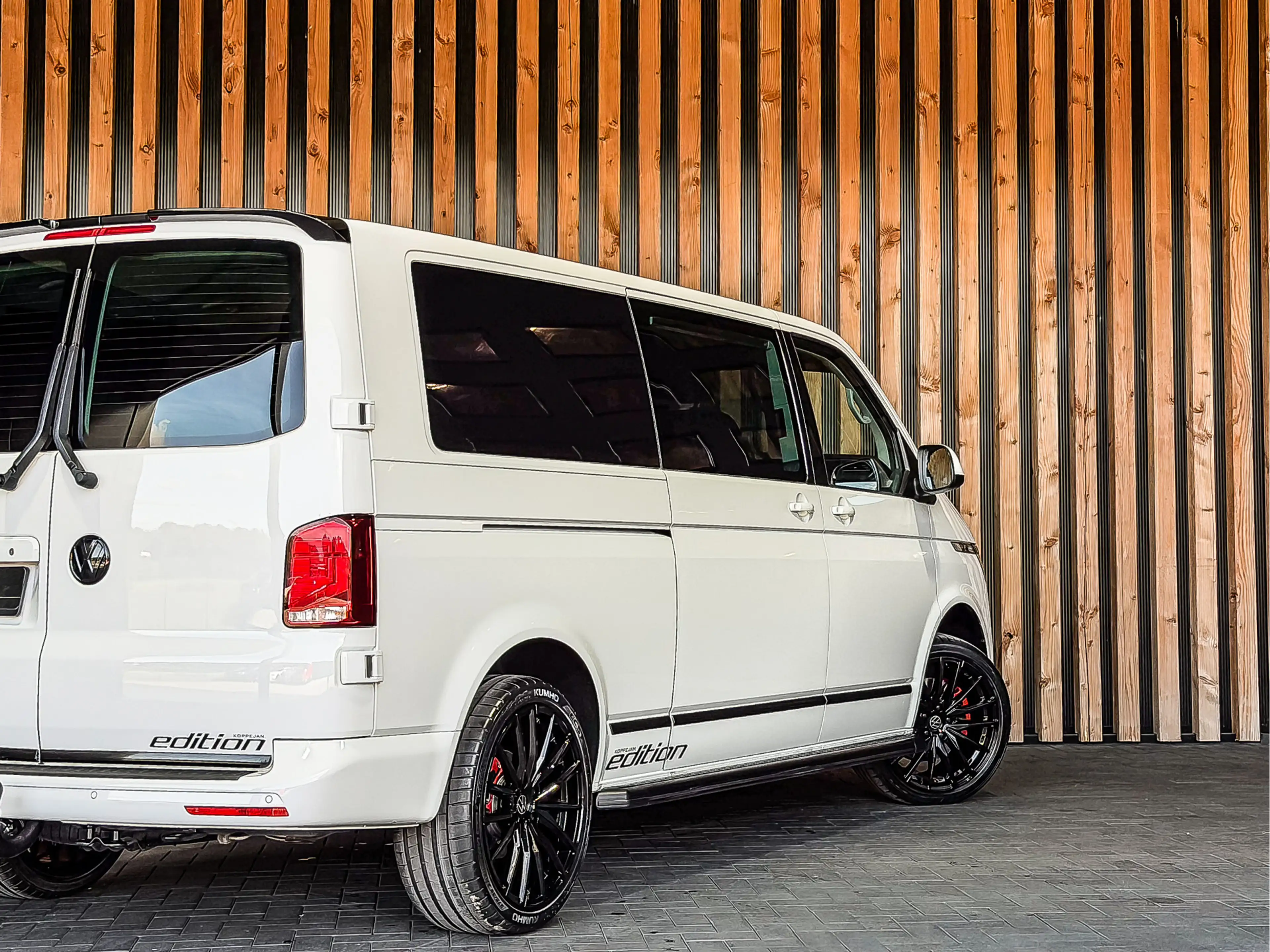 Volkswagen T6.1 Transporter Caravelle 2.0 TDI 204PK DSG Dubbele Cabine L2H1 | — photo 22