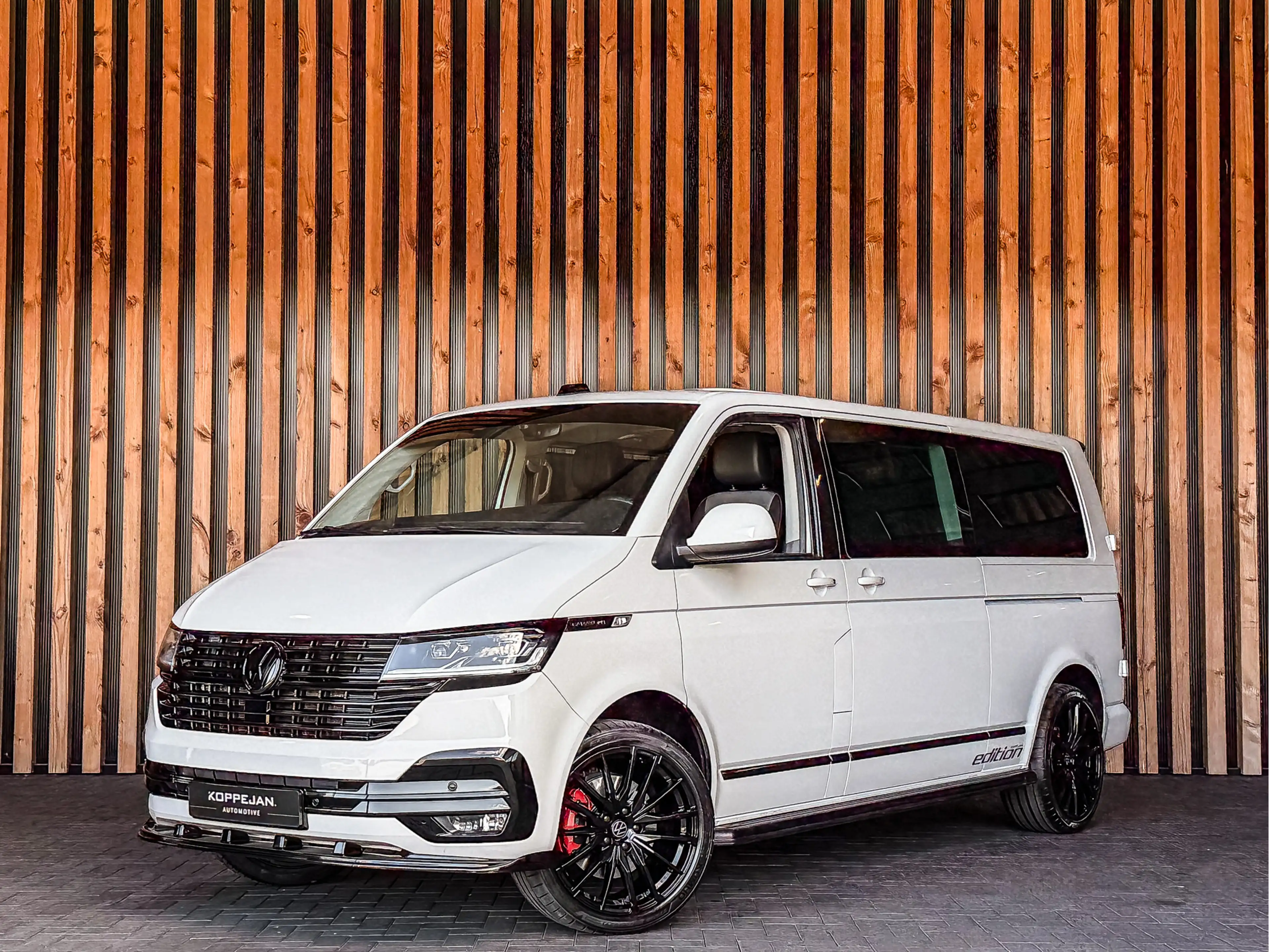 Volkswagen T6.1 Transporter Caravelle 2.0 TDI 204PK DSG Dubbele Cabine L2H1 | — photo 2
