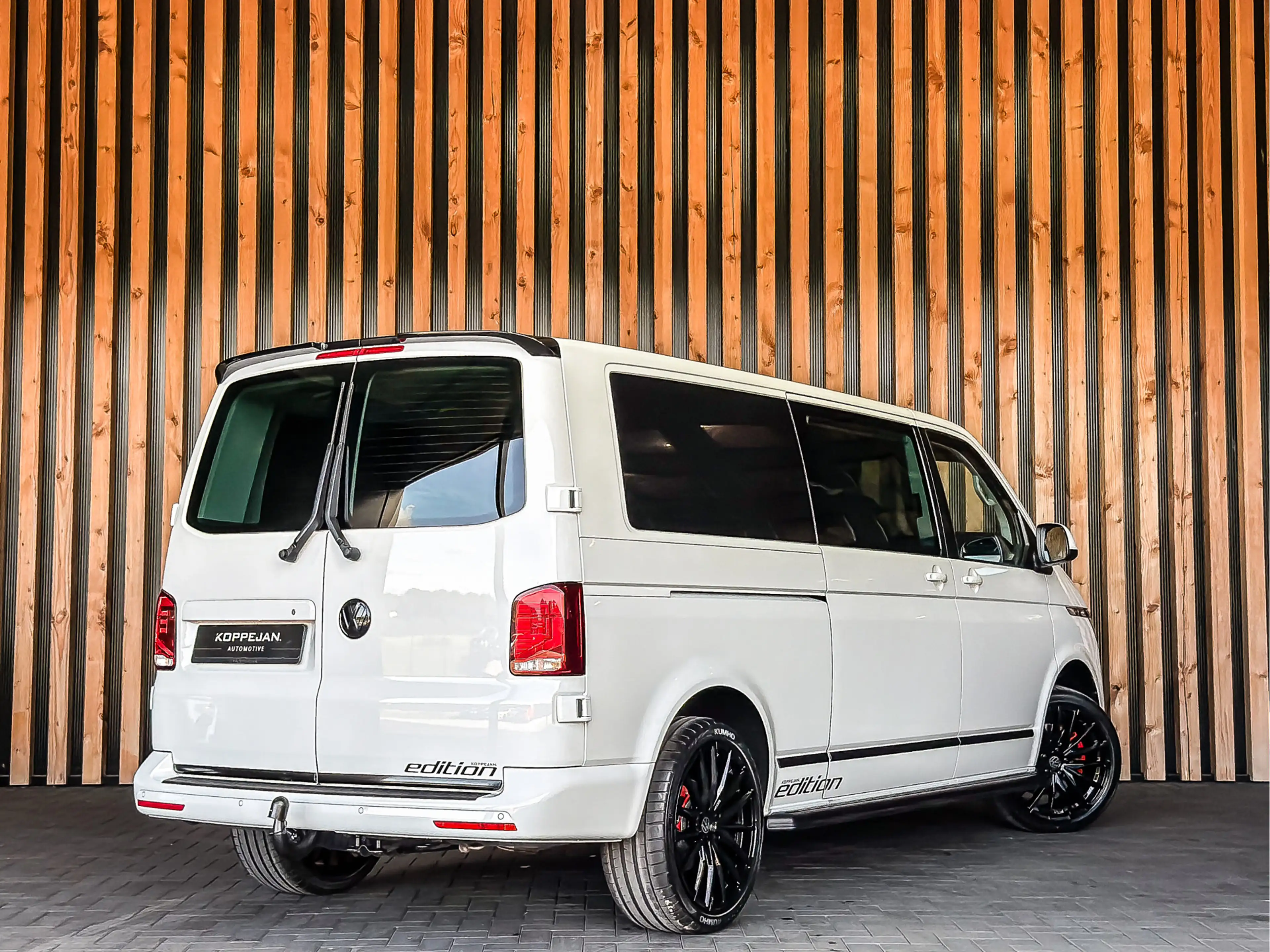 Volkswagen T6.1 Transporter Caravelle 2.0 TDI 204PK DSG Dubbele Cabine L2H1 | — photo 3