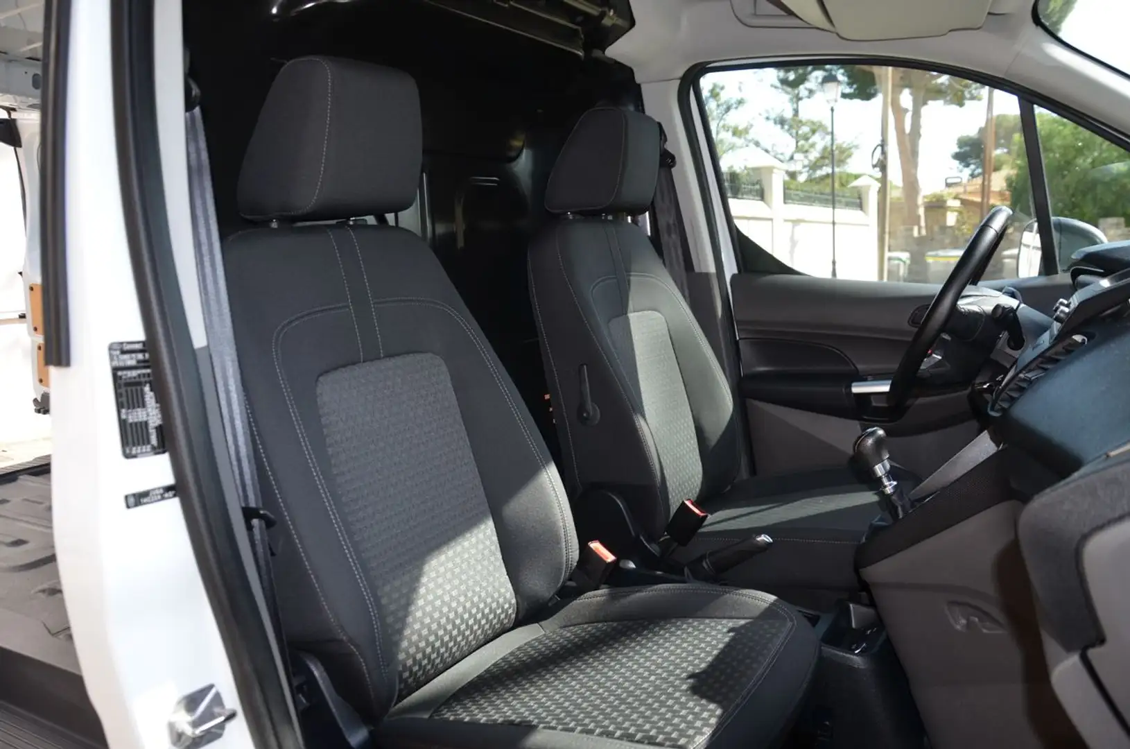 Ford Connect Comercial Transit 210 L2 TREND 1.5 ECOBLUE Blanco - 2