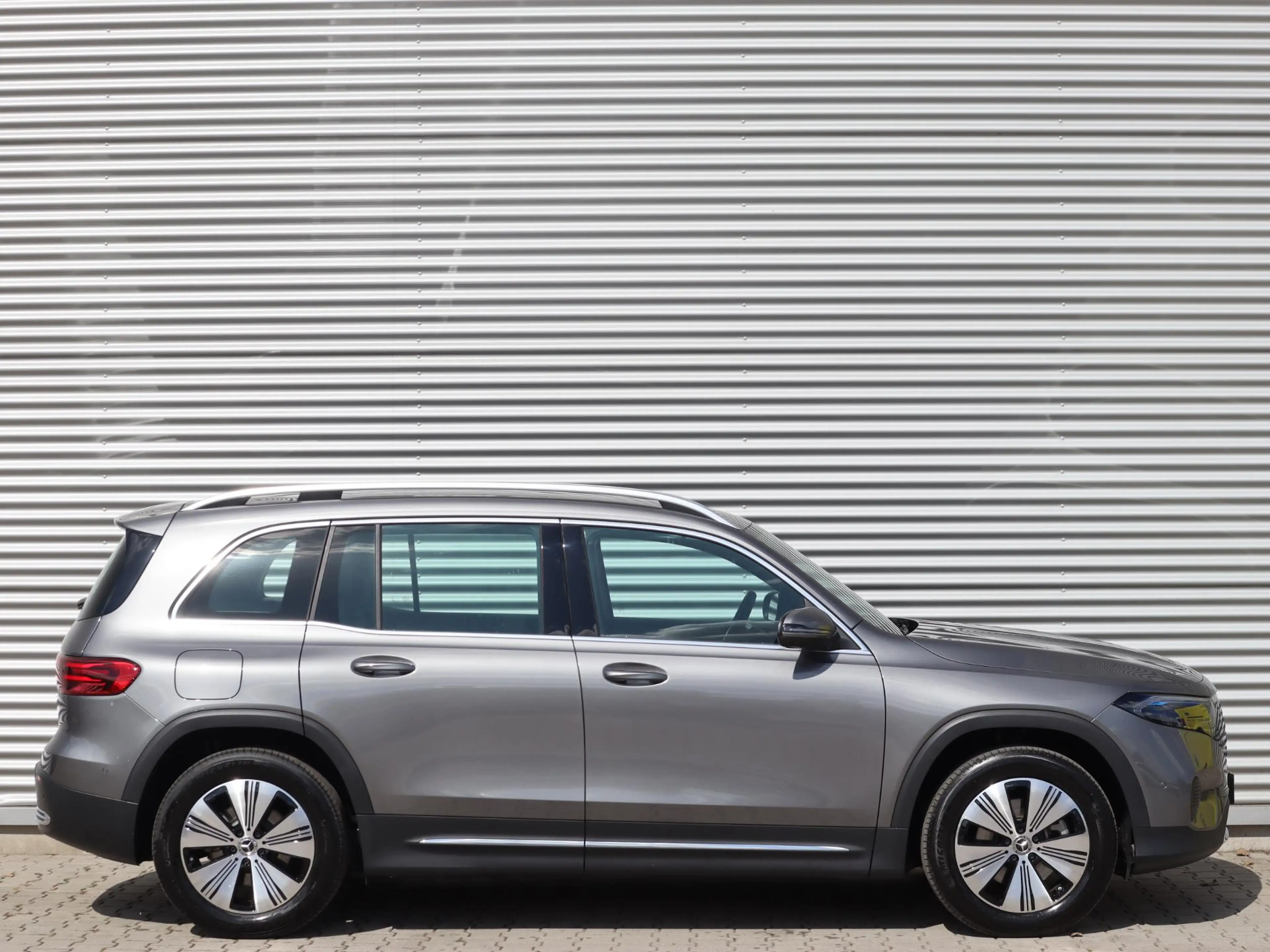 Mercedes-Benz EQB 250 250+ Business Solution 71 kWh — photo 5