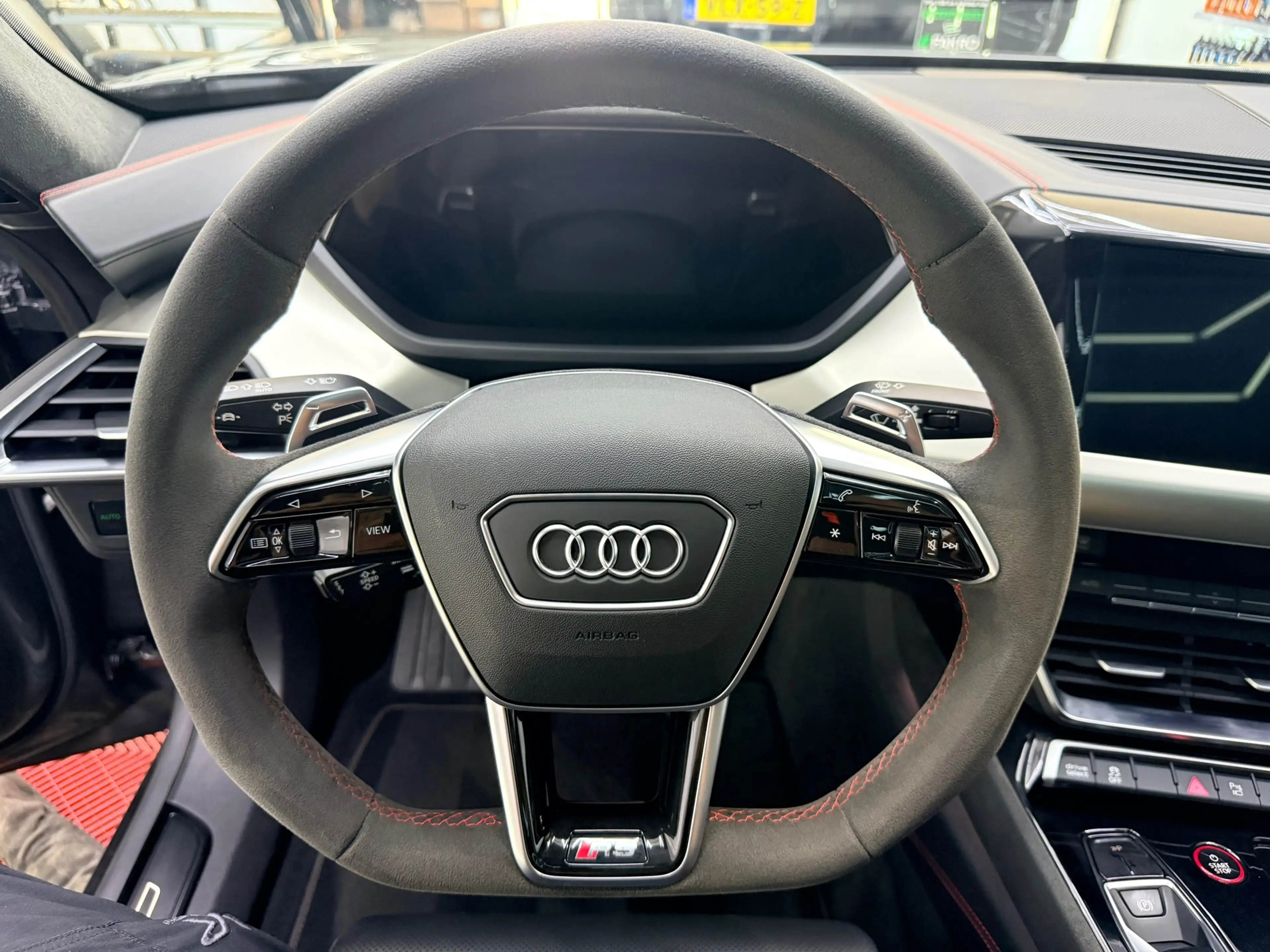Audi RS e-tron GT 93 kWh — photo 27