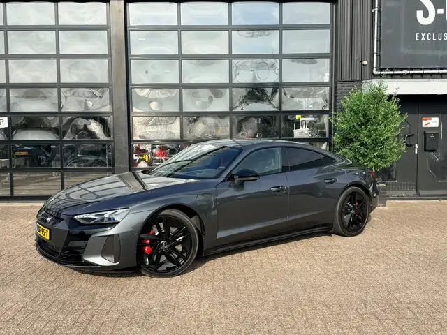 Audi RS e-tron GT