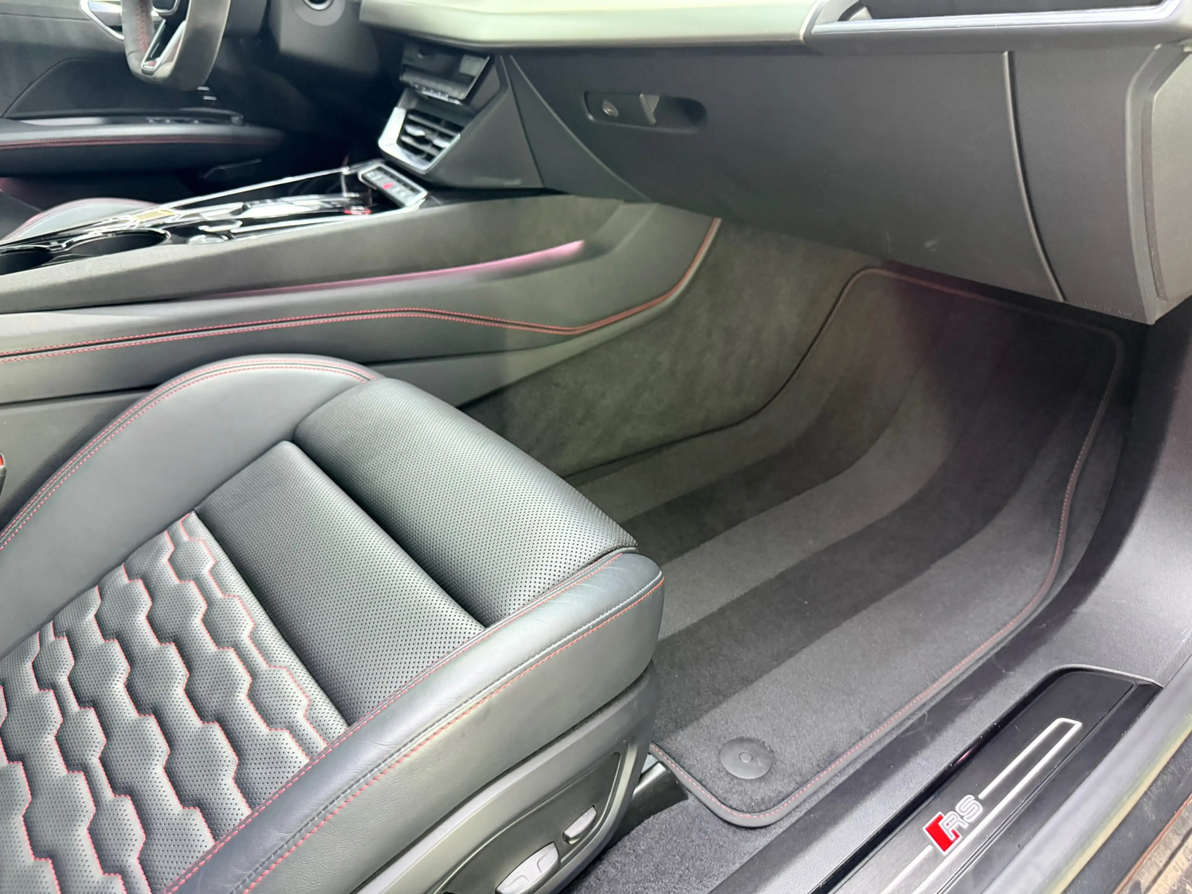 Audi RS e-tron GT 93 kWh — photo 24