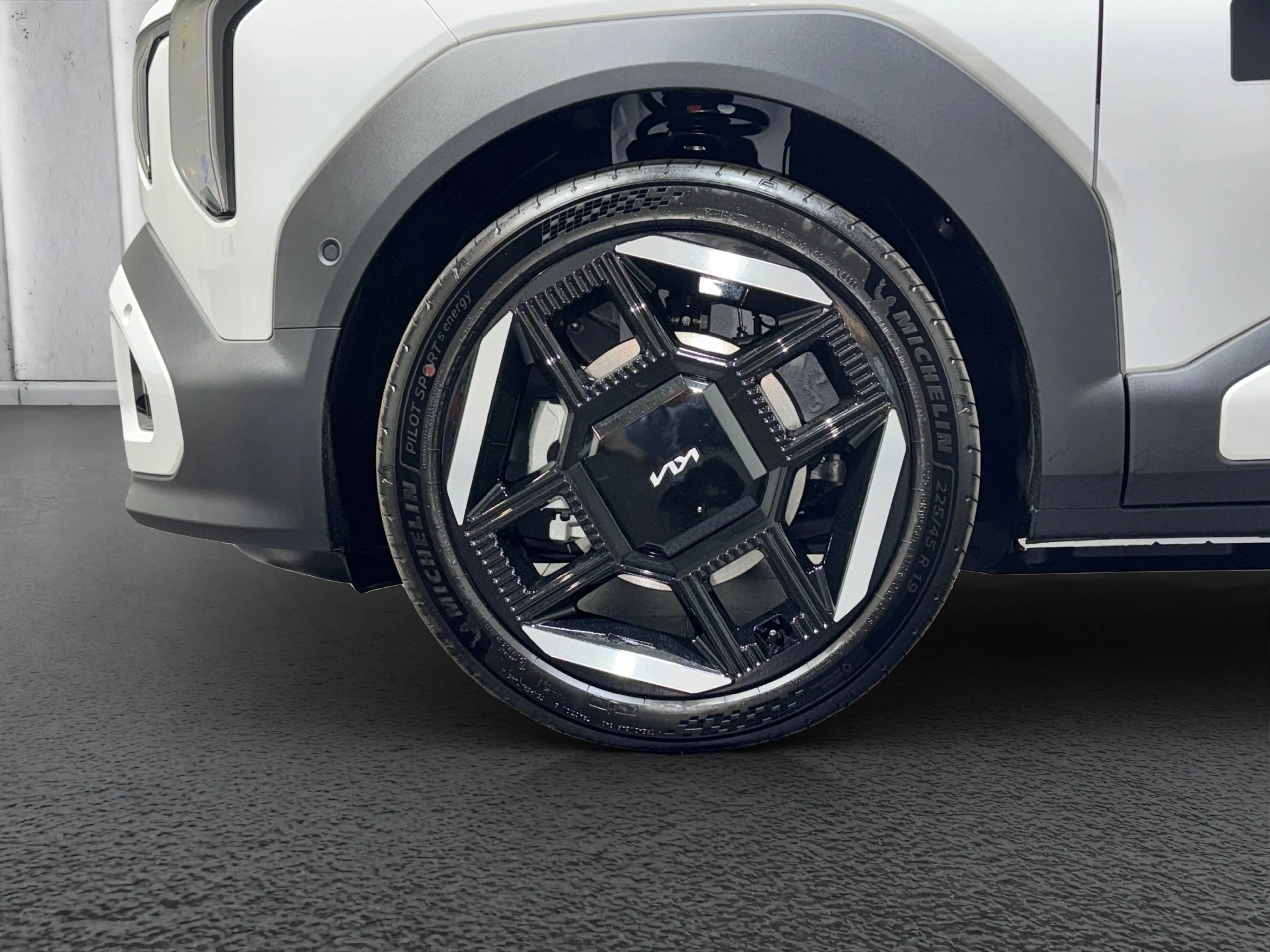 Kia EV2 GT-Line 61.0 kWh Sports Utility Vehicle. 100 kW. 5 — photo 9