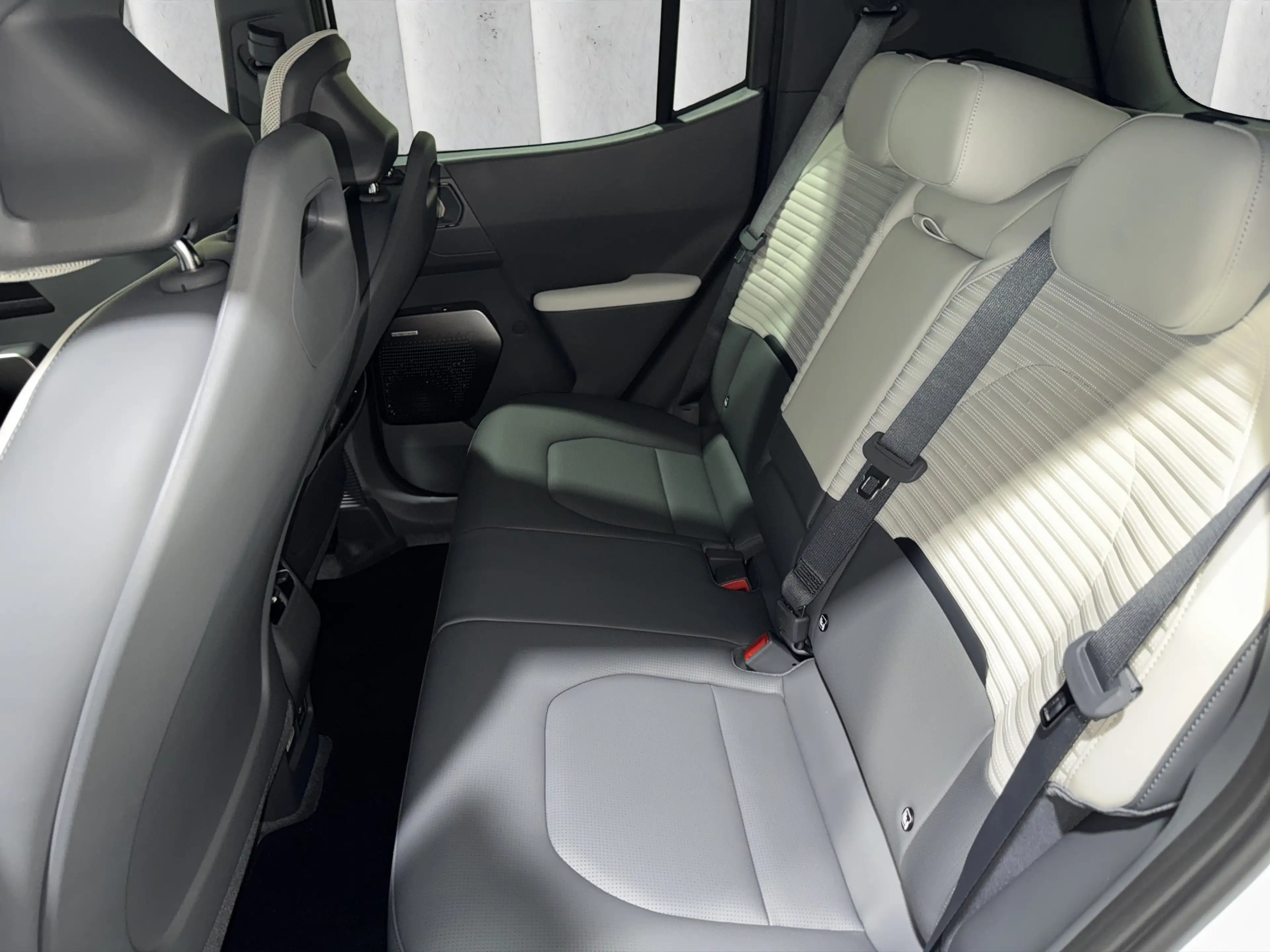 Kia EV2 GT-Line 61.0 kWh Sports Utility Vehicle. 100 kW. 5 — photo 11