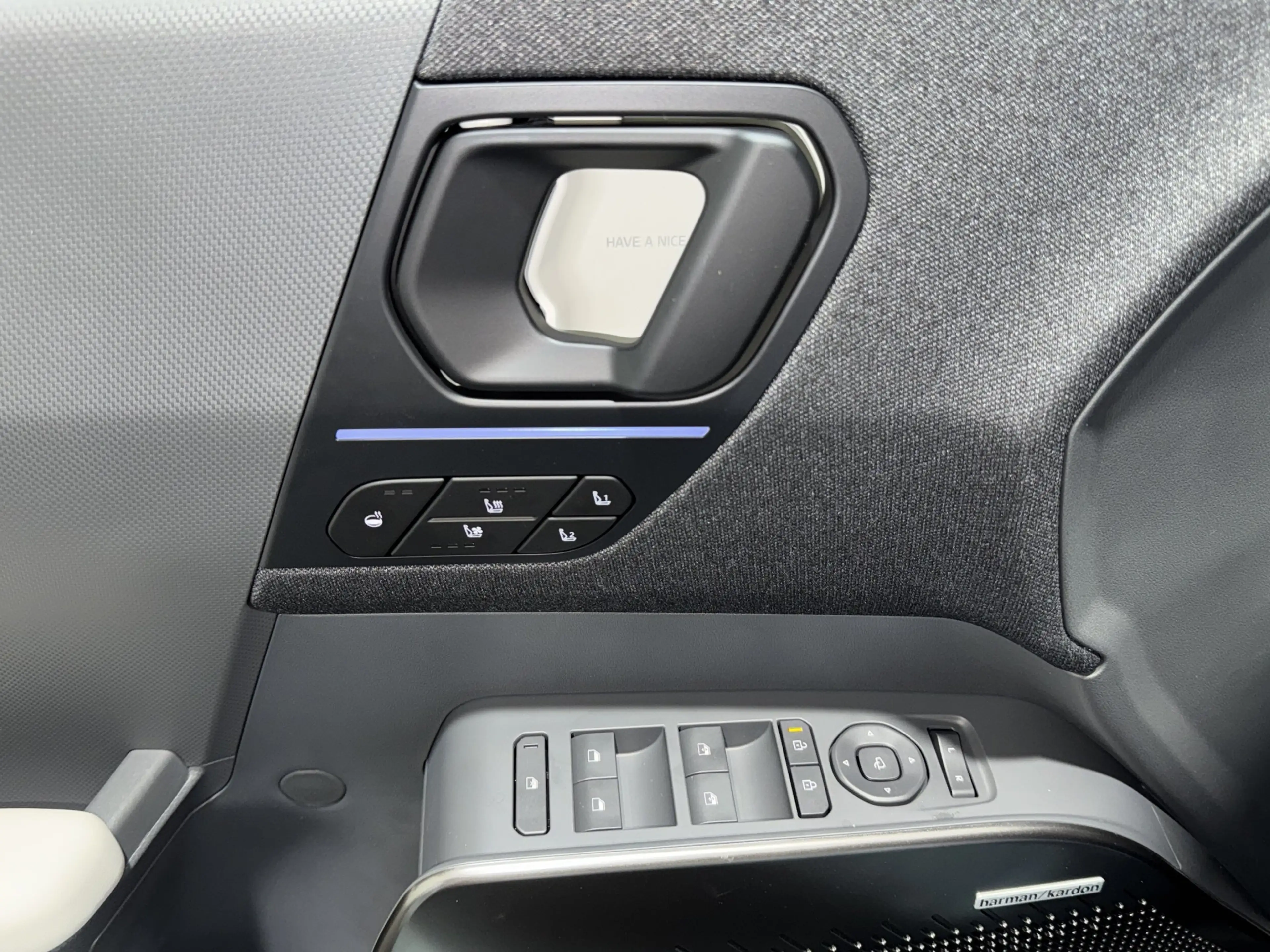 Kia EV2 GT-Line 61.0 kWh Sports Utility Vehicle. 100 kW. 5 — photo 15