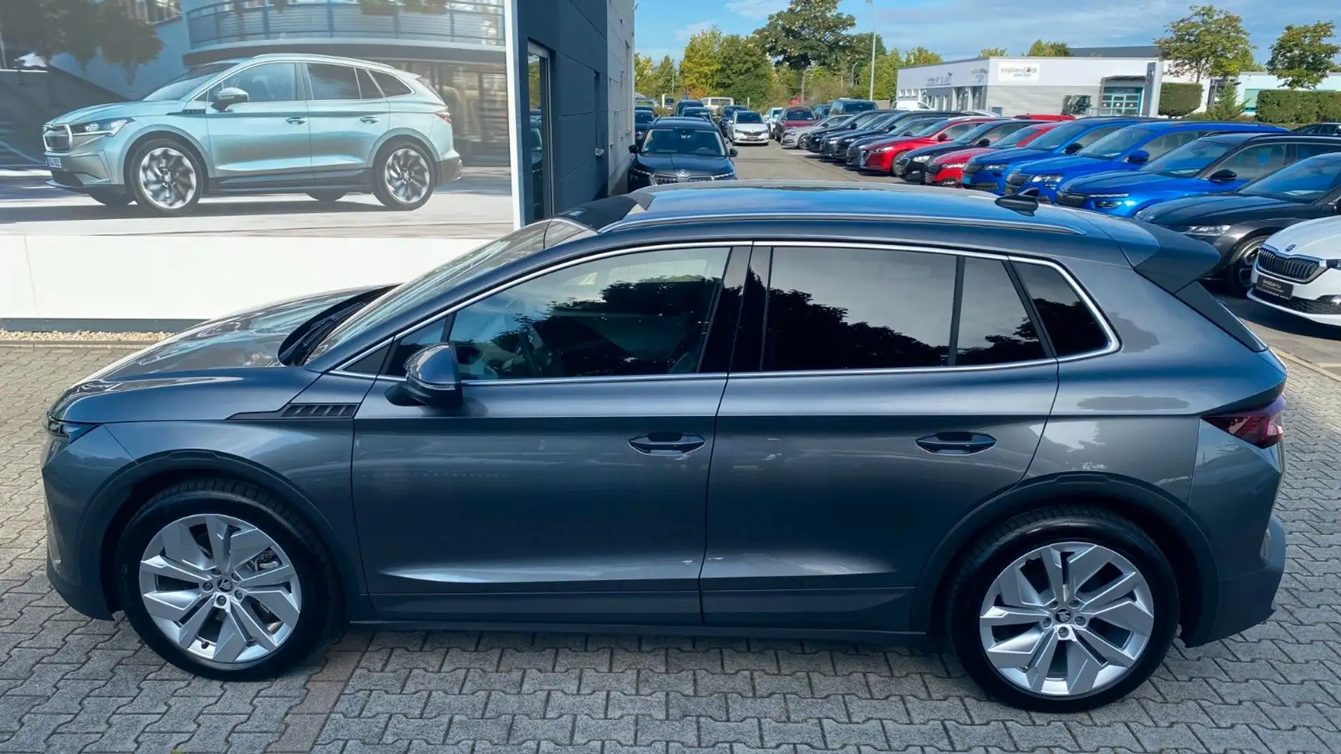 Skoda Elroq 85 ACC, KESSY, 360°, KLIMA, NAVI Grau - 2