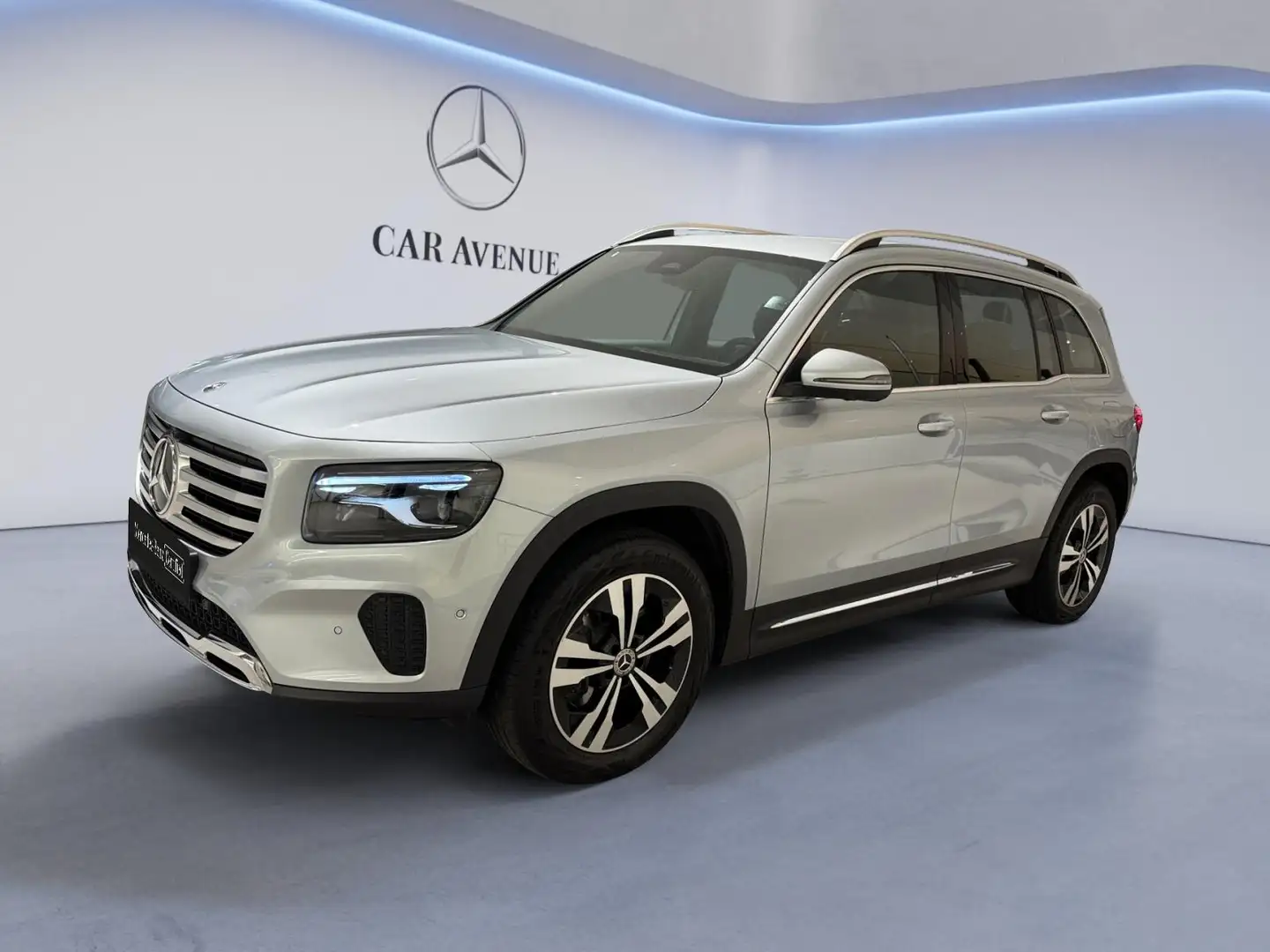 Mercedes-Benz GLB 200 d Progressive Plateado - 1