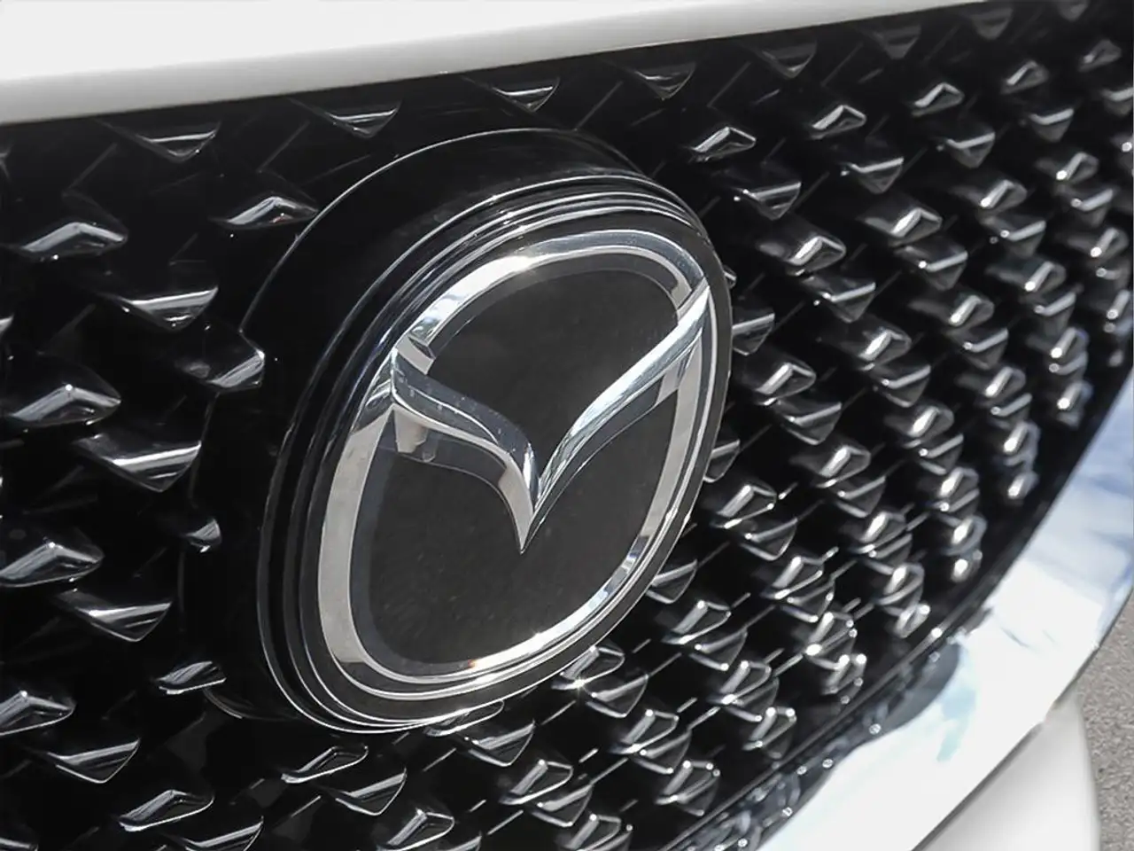 Mazda CX-30 снимка Mazda CX-30