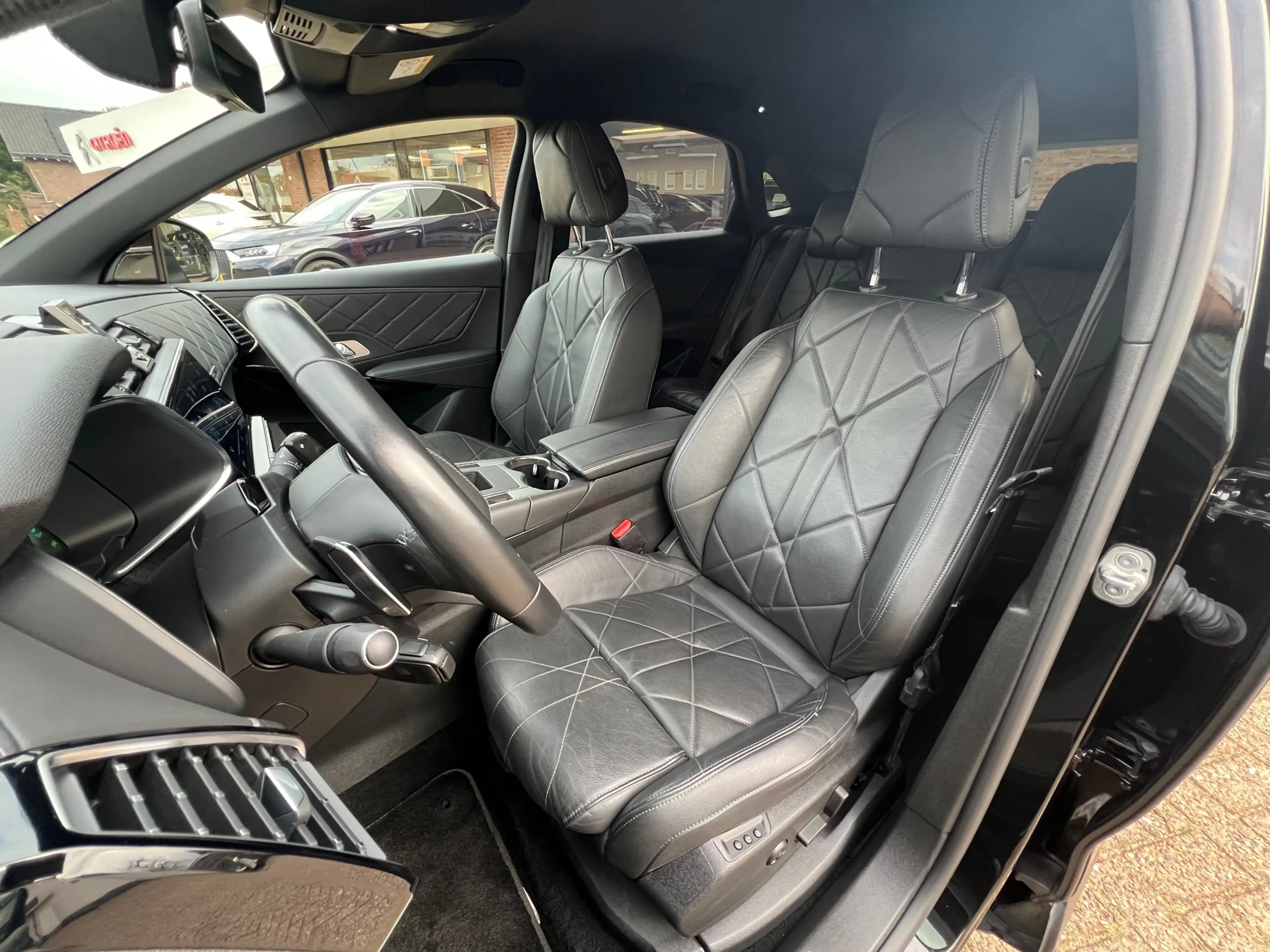 DS Automobiles DS 7 Crossback E-Tense Rivoli El, verstelbare Stoelen-Navi-Camera — photo 6