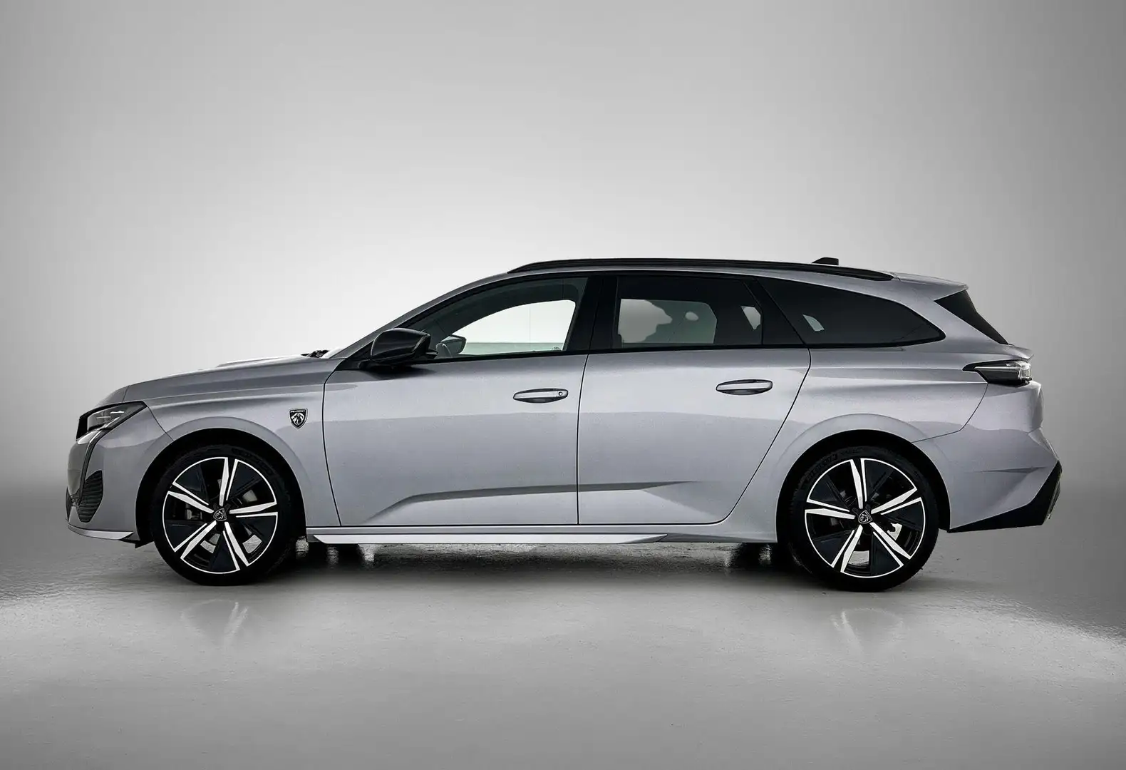 Peugeot 308 SW GT 130pk Automaat | Navigatie | 360° Camera | H Gris - 2