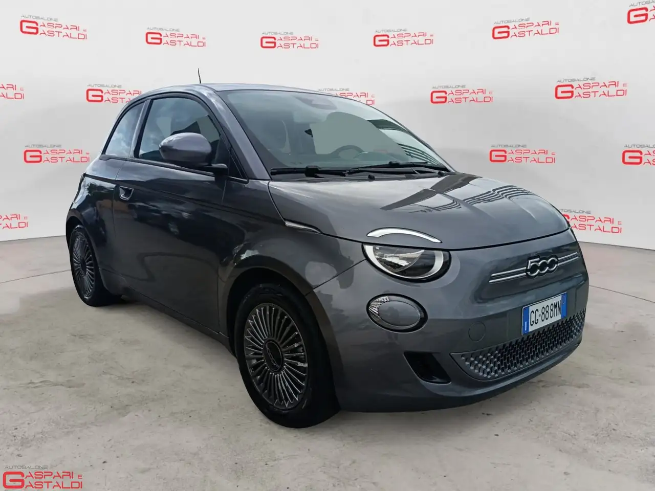 Fiat 500 Icon + 118cv 42 kWh 320km WLTP, миниатюра 2