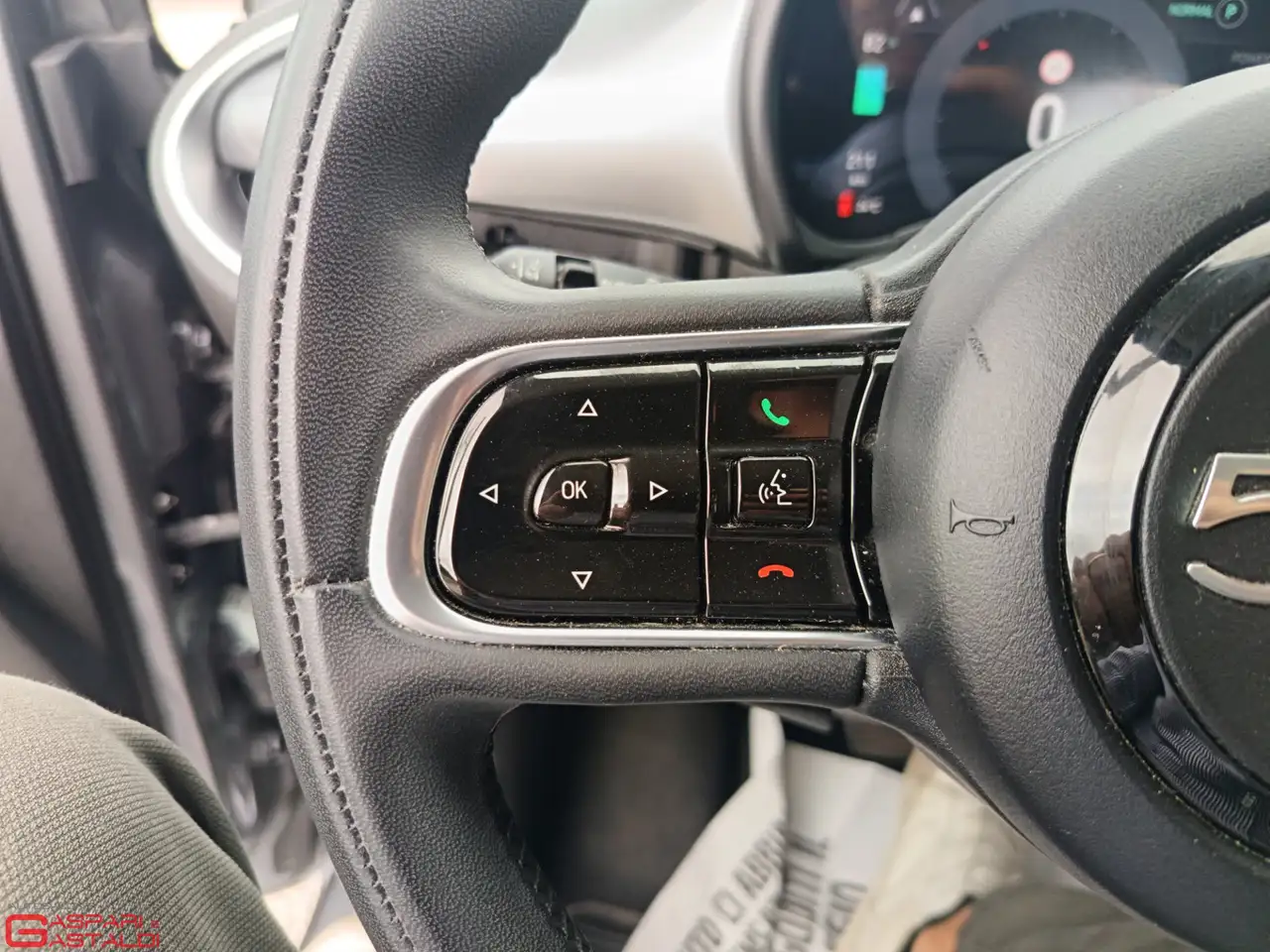 Fiat 500 Icon + 118cv 42 kWh 320km WLTP, миниатюра 15