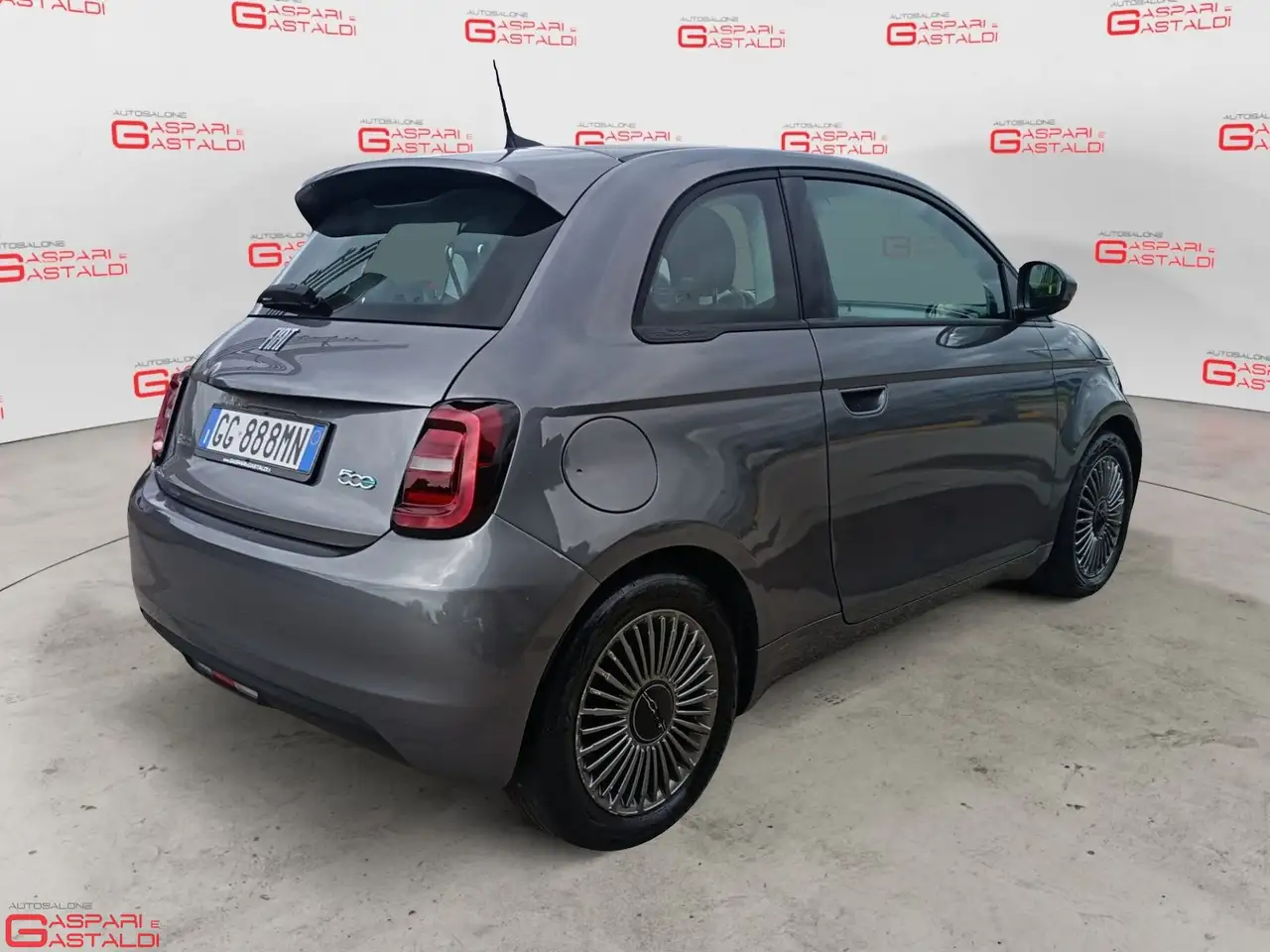 Fiat 500 Icon + 118cv 42 kWh 320km WLTP, миниатюра 3