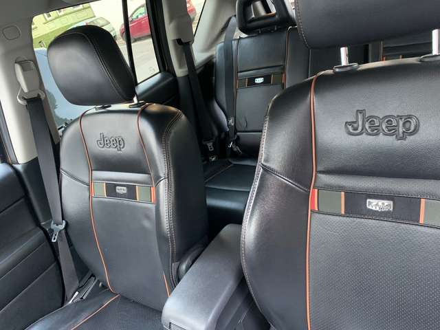 Imagine Jeep Compass Compass 2.2I CRD 4x2 Limited