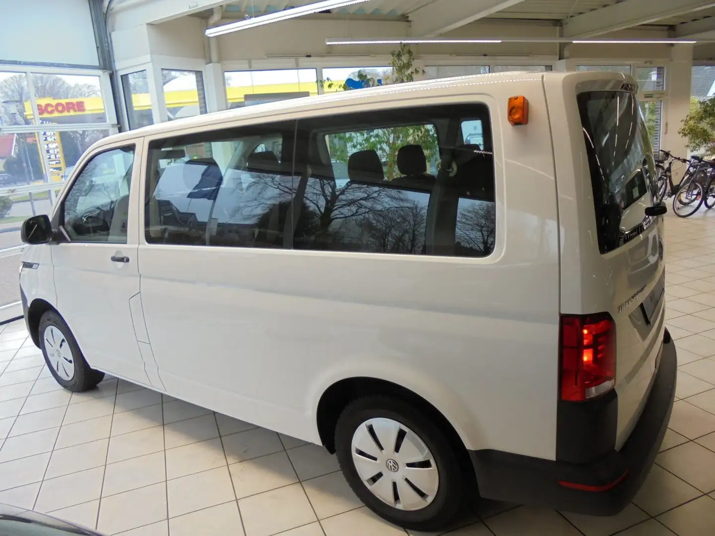 Volkswagen T6 Kombi T6.1 Kombi 9-Sitzer/Klima/P/GJR/Gummiboden/Reser Weiß - 2