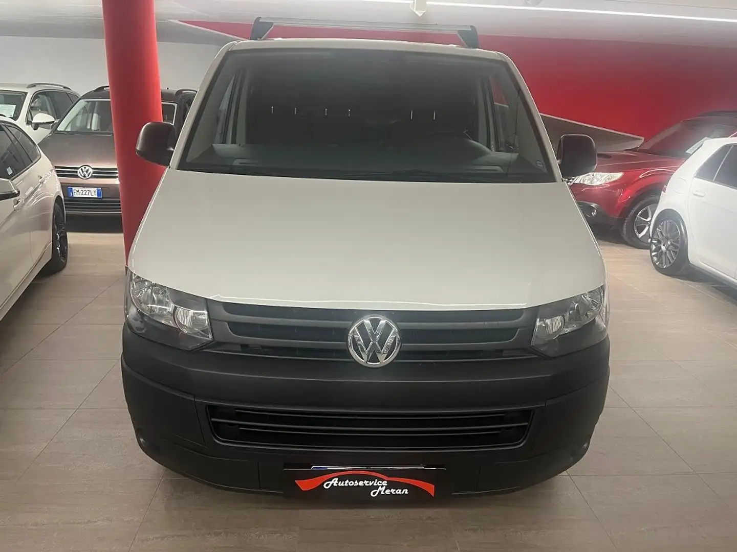 Volkswagen T5 Transporter 2.0 TDI corto 140CV Bianco - 2
