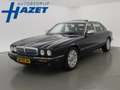 Daimler Super V8 4.0 364 PK AUT. *ORIG. NL* + SCHUIFDAK / LEDER / S Zelená - thumbnail 1