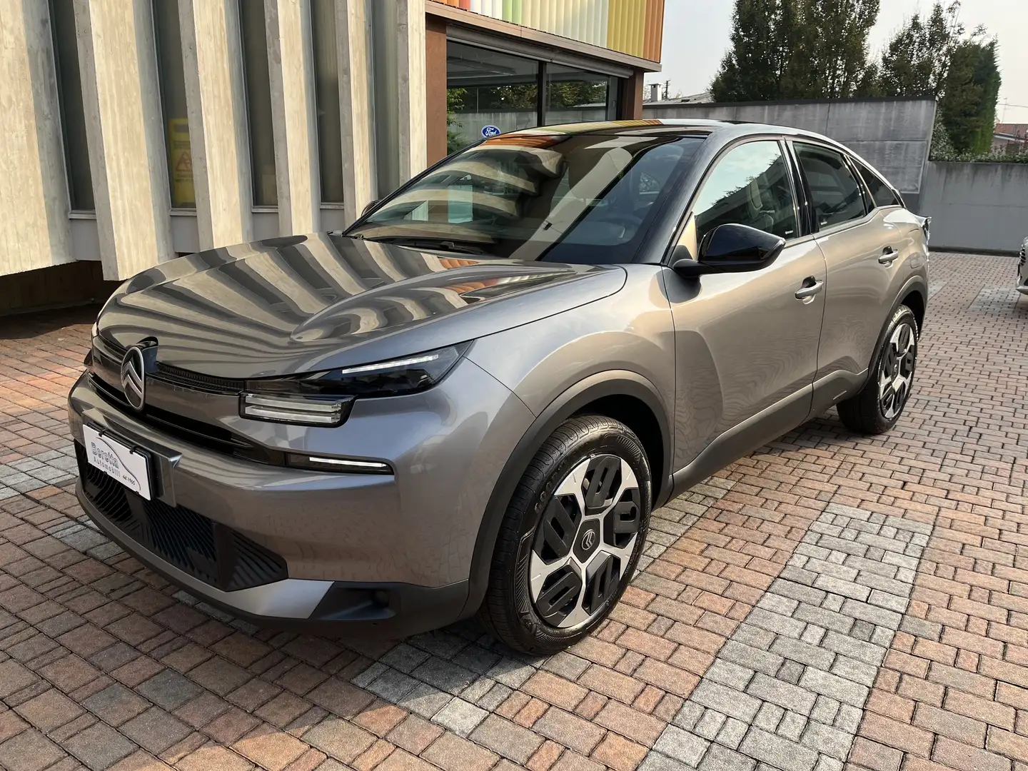 Citroen C4 1.2 PT 130CV EAT8 PLUS Grigio - 1