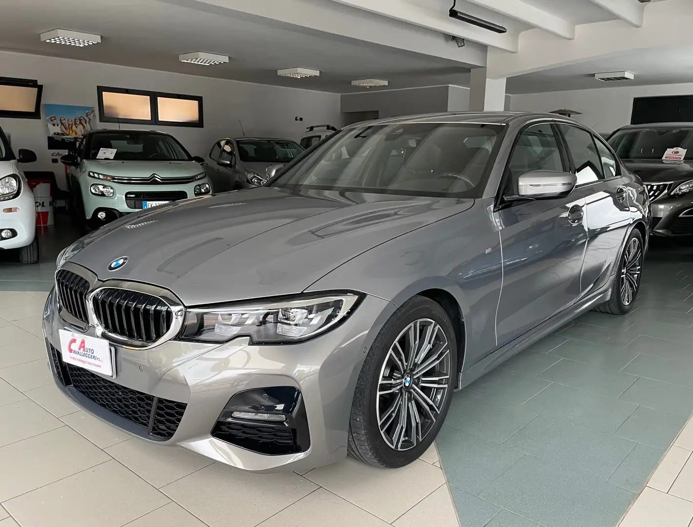 BMW 320 320d 190 CV Msport auto Grigio - 2