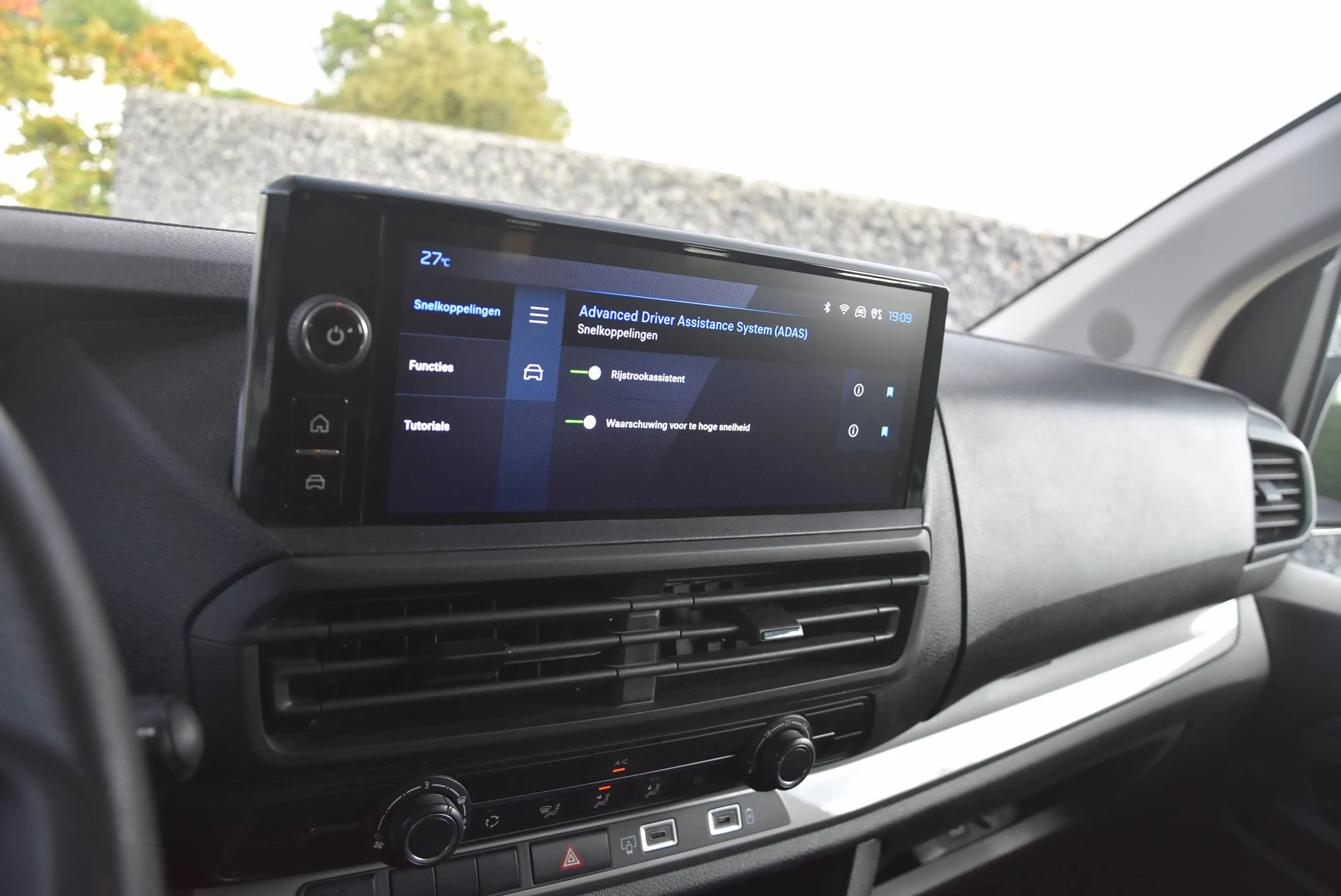 Peugeot Expert 2.0 BlueHdi 145 Man6 DubCab/6PL/Navi/Cam/Dab+/4Season — photo 9