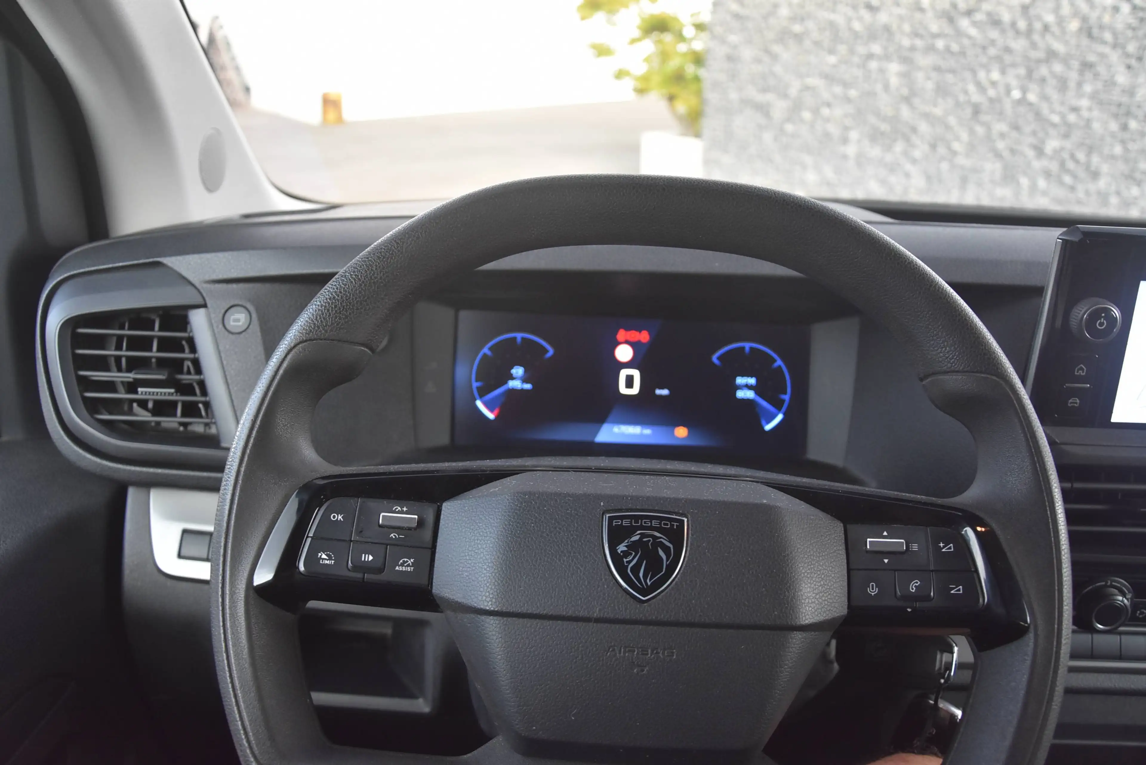 Peugeot Expert 2.0 BlueHdi 145 Man6 DubCab/6PL/Navi/Cam/Dab+/4Season — photo 6
