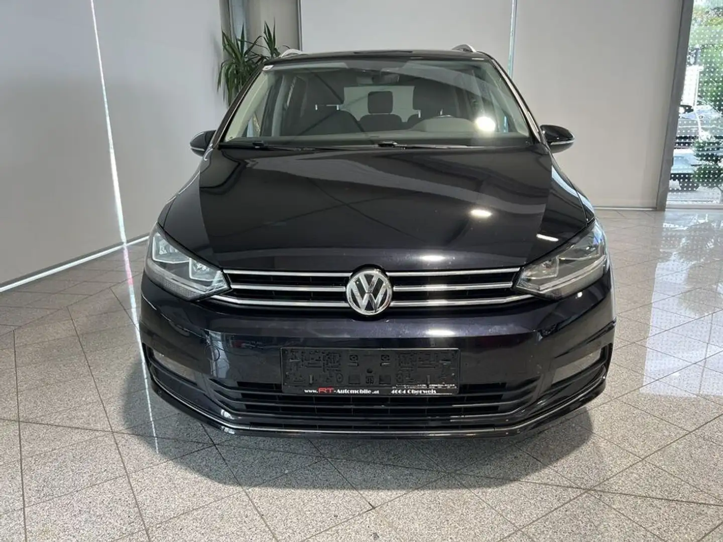 Volkswagen Touran Highline Vermittlungsverkauf Schwarz - 2
