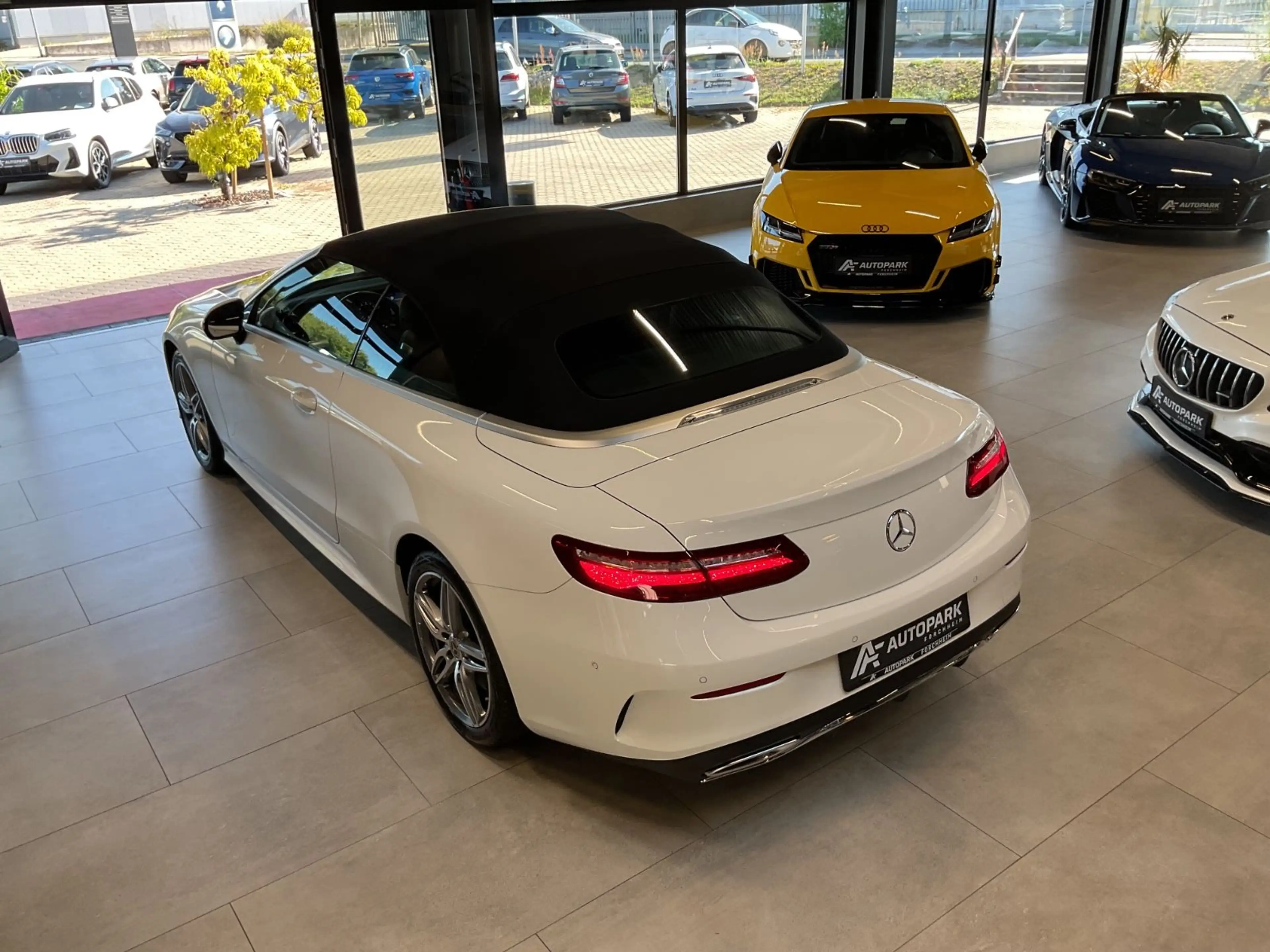 Mercedes-Benz E 450 4Matic AMG-Line — photo 10