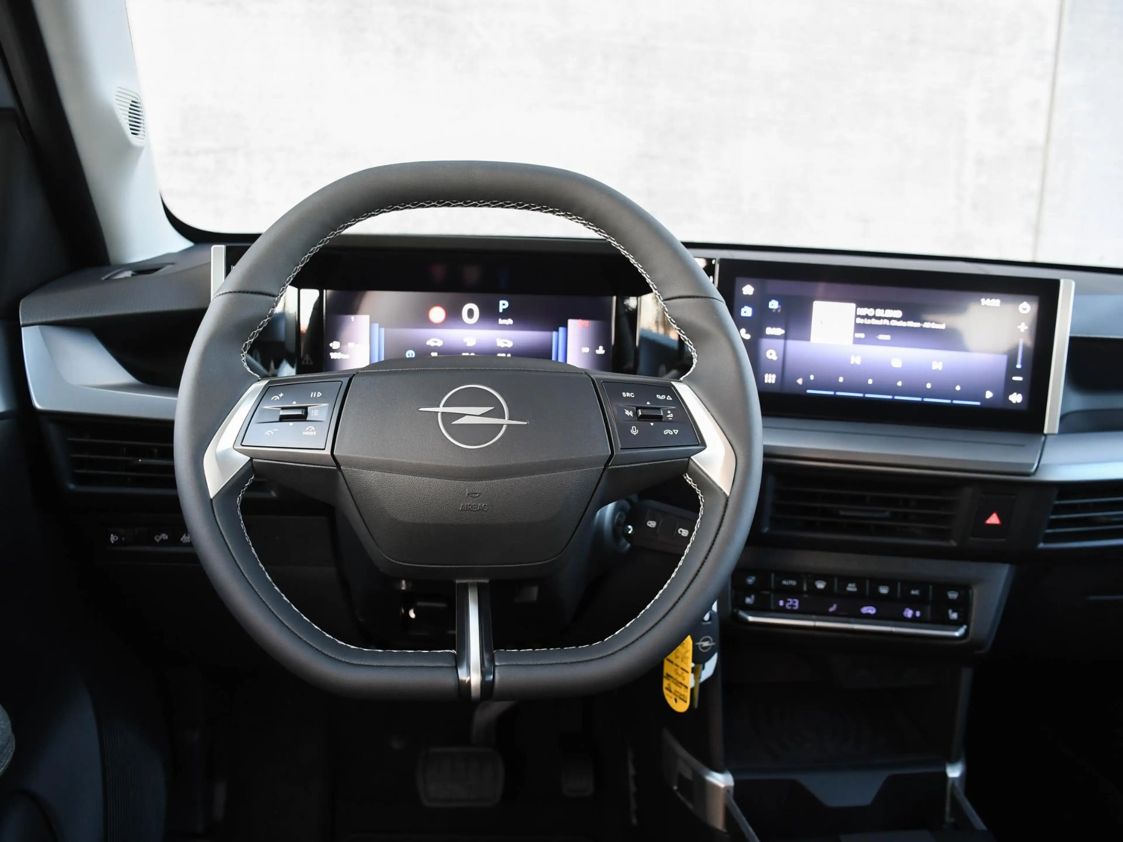 Opel Frontera GS 1.2 Turbo Hybrid 145pk Automaat 7-Persoons OPGE — photo 15