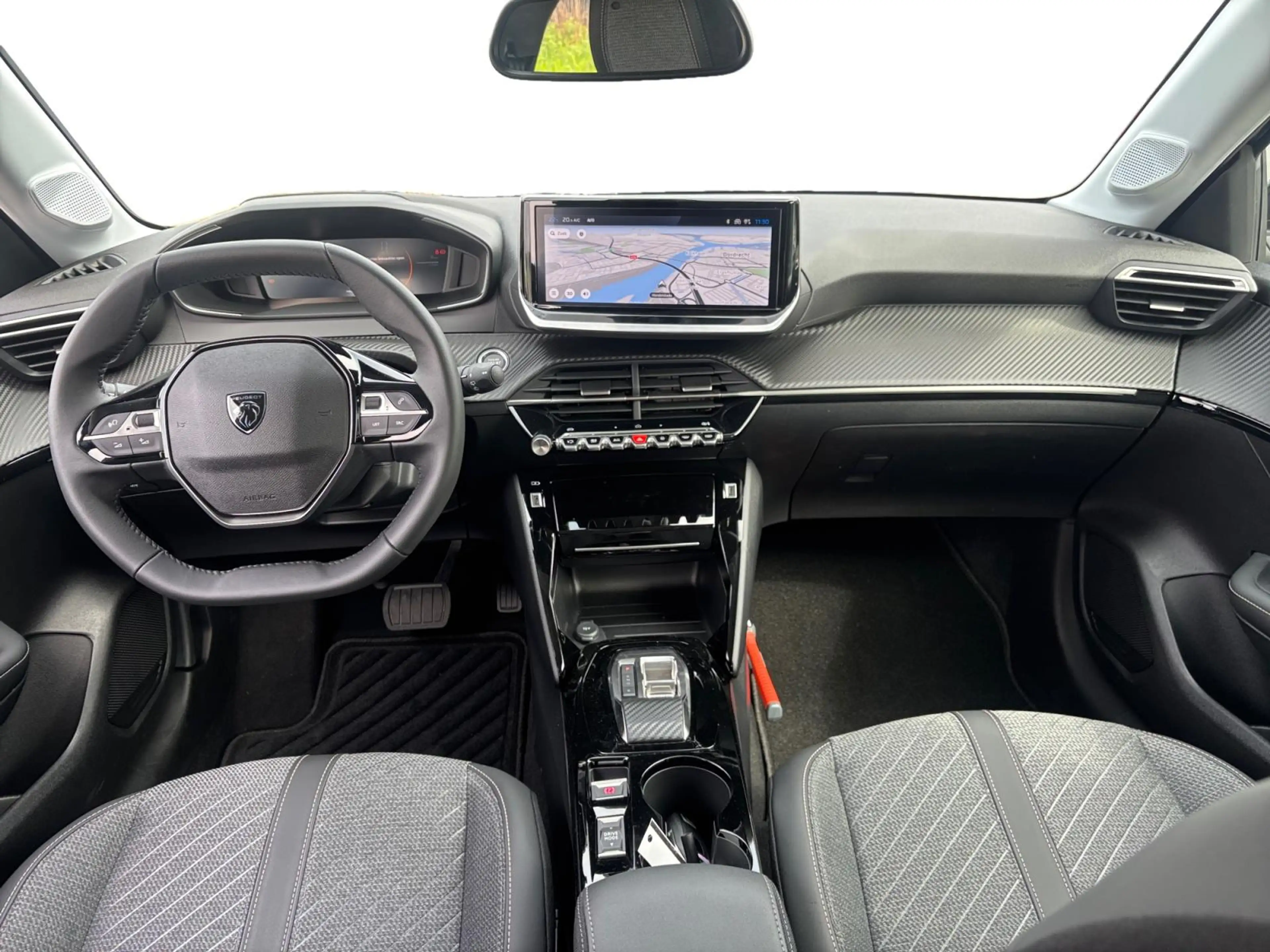 Peugeot e-208 EV Allure Avantage 51 kWh | Warmtepomp | 360 camer — photo 11