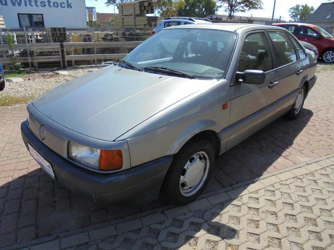 Volkswagen Passat 1.8 CL, foto 3