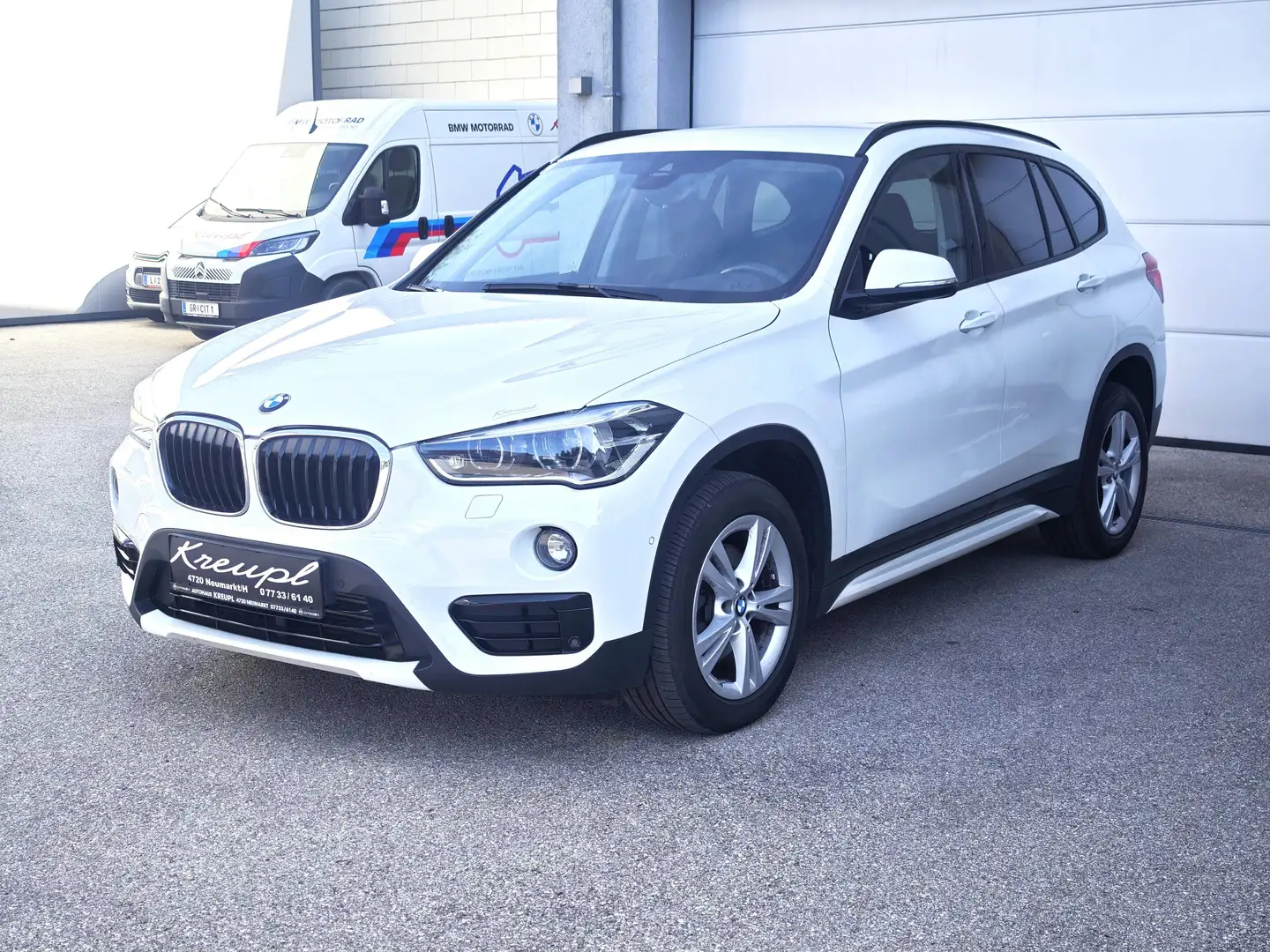 BMW X1 sDrive 18 d Sport Line Automatik, Erstbesitz, NP € 52.429,- Weiß - 1