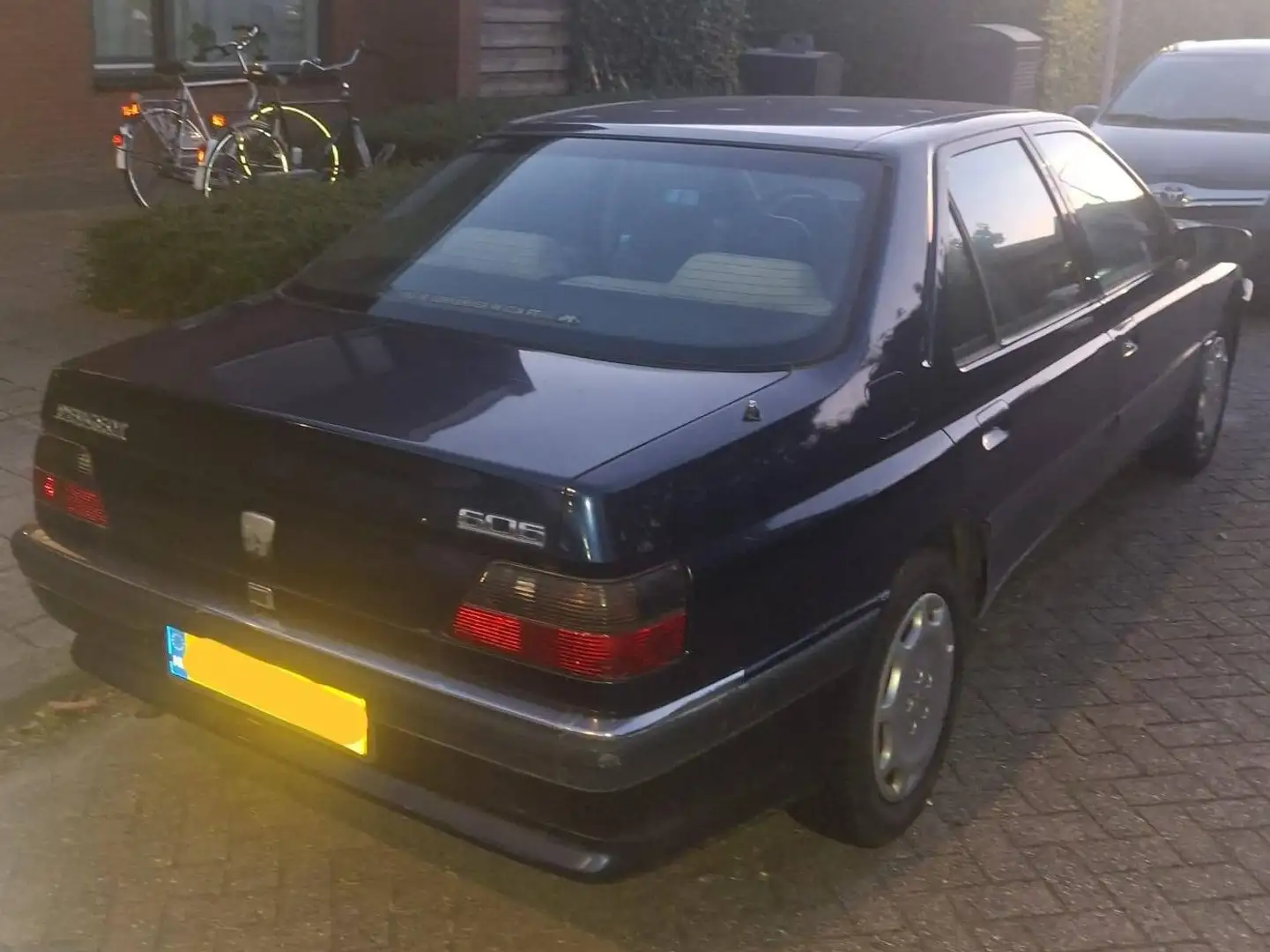 Peugeot 605 Sli 2.0 16V Blau - 2