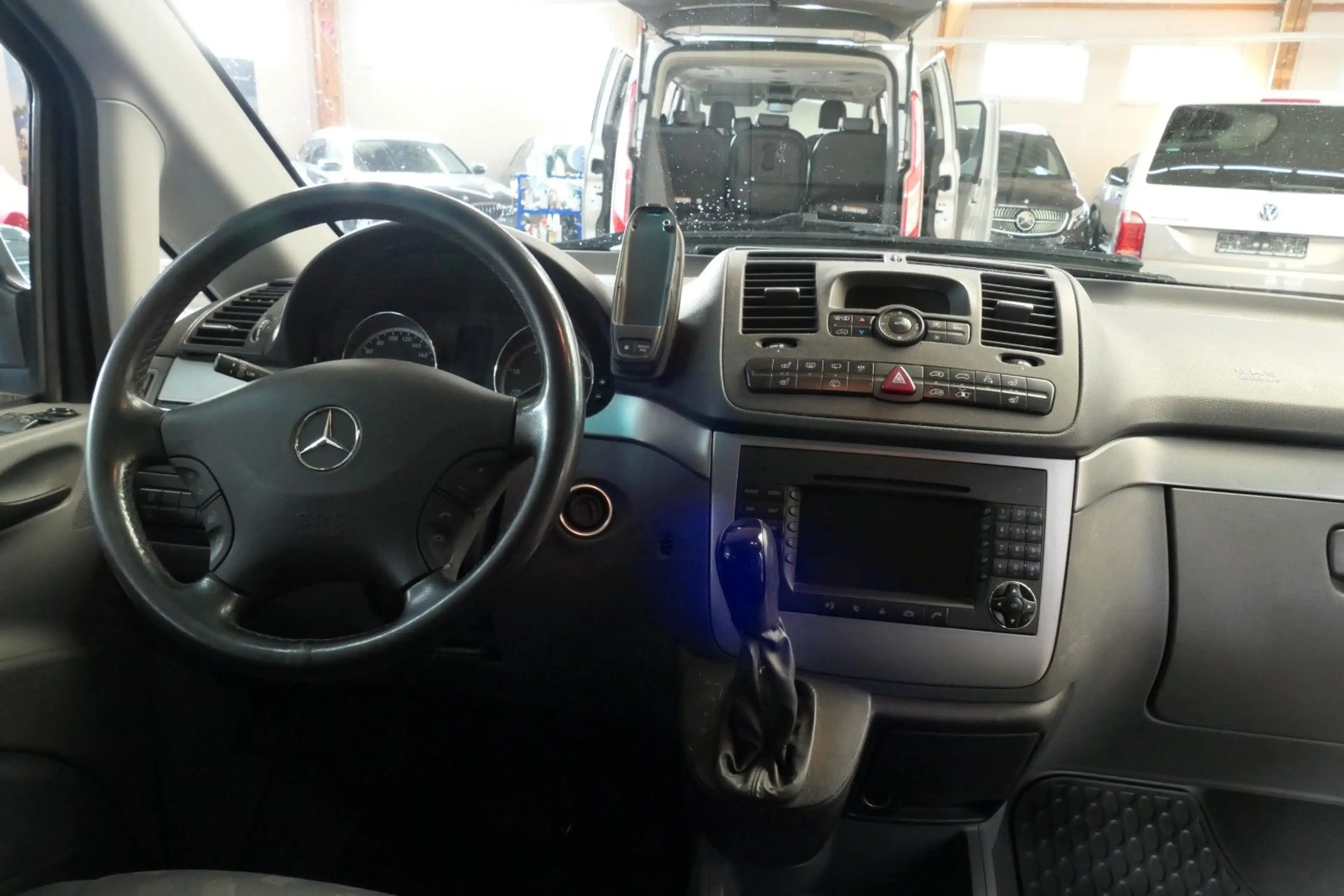 Mercedes-Benz Vito Mixto 120 CDI lang*SHZ*PDC*Klima* — photo 10