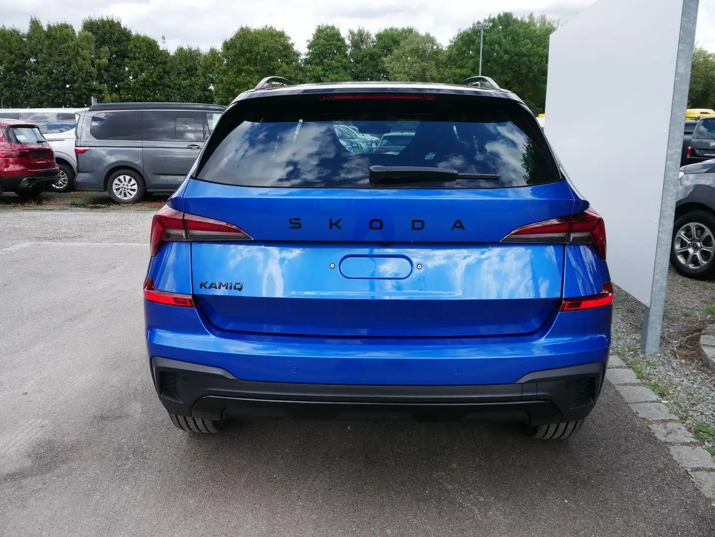 Skoda Kamiq Monte Carlo 1.5 TSI DSG Carlo*LED*PDC-KAMERA*SH... Blau - 2