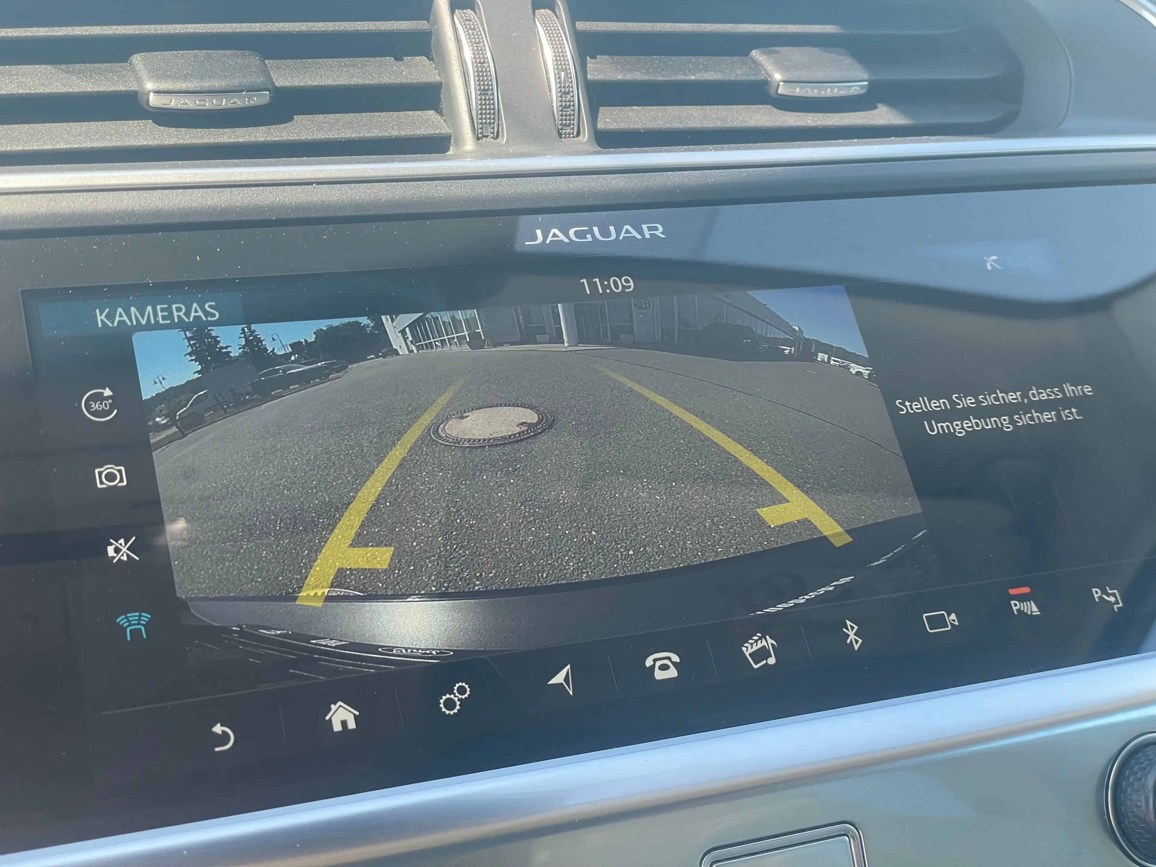 Jaguar I-Pace EV400 First Edition / Performance-Leder-Sitze / Su — photo 12