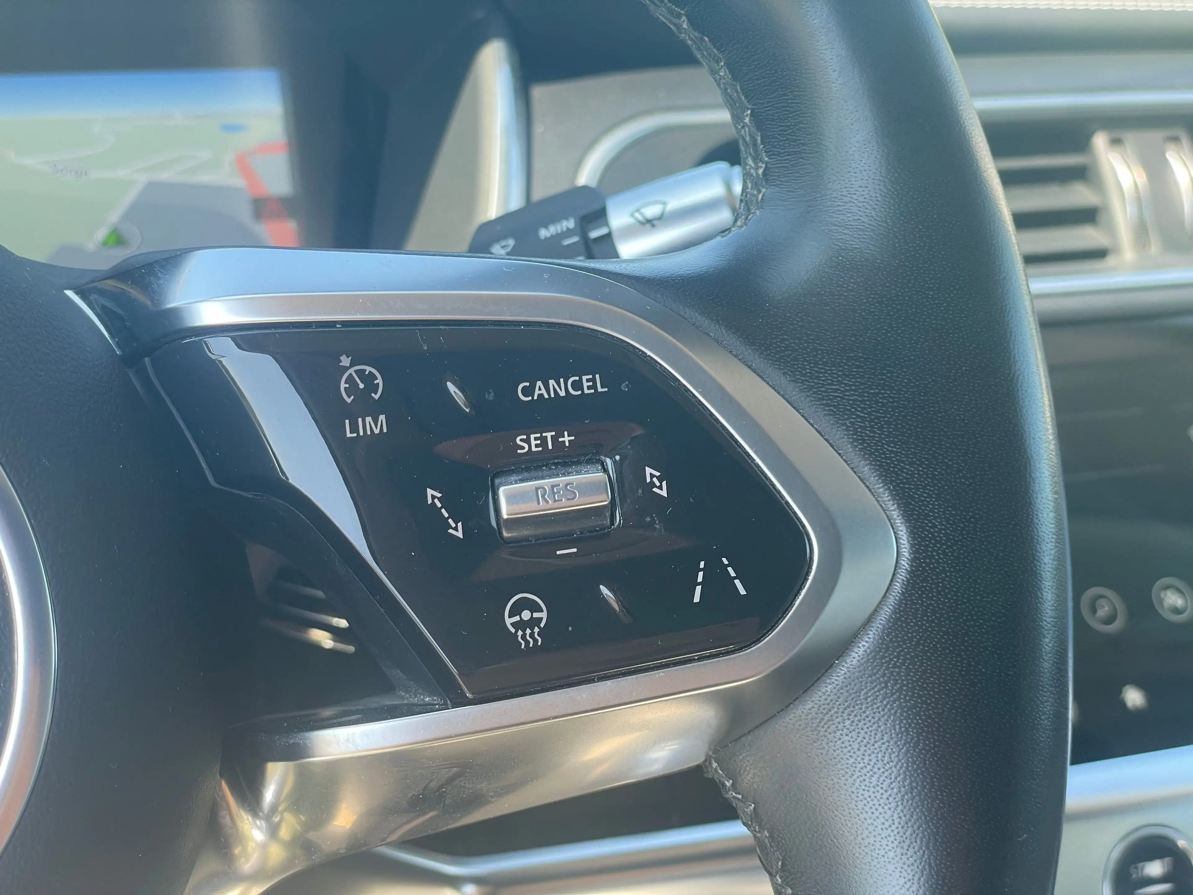 Jaguar I-Pace EV400 First Edition / Performance-Leder-Sitze / Su — photo 14