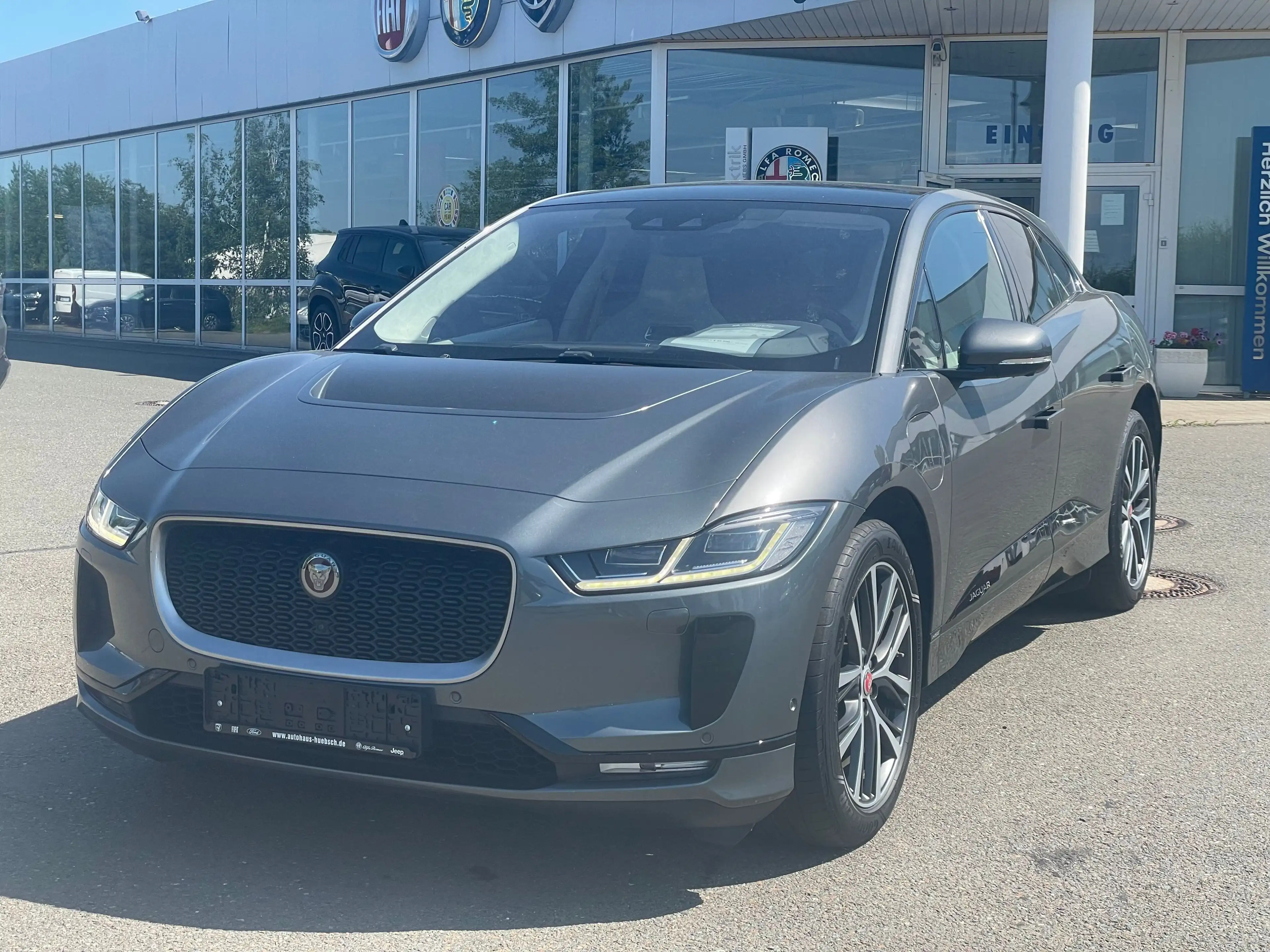 Jaguar I-Pace EV400 First Edition / Performance-Leder-Sitze / Su